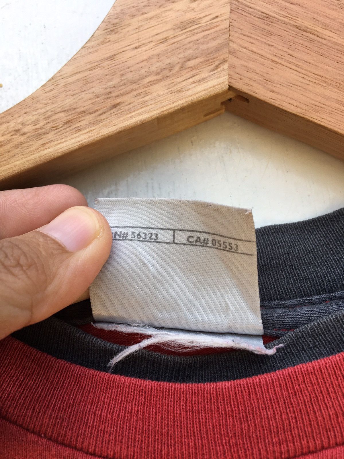 Nike Vintage Nike Big Spellout Swoosh Logo Tshirt Size US S / EU 44-46 / 1 - 8 Thumbnail