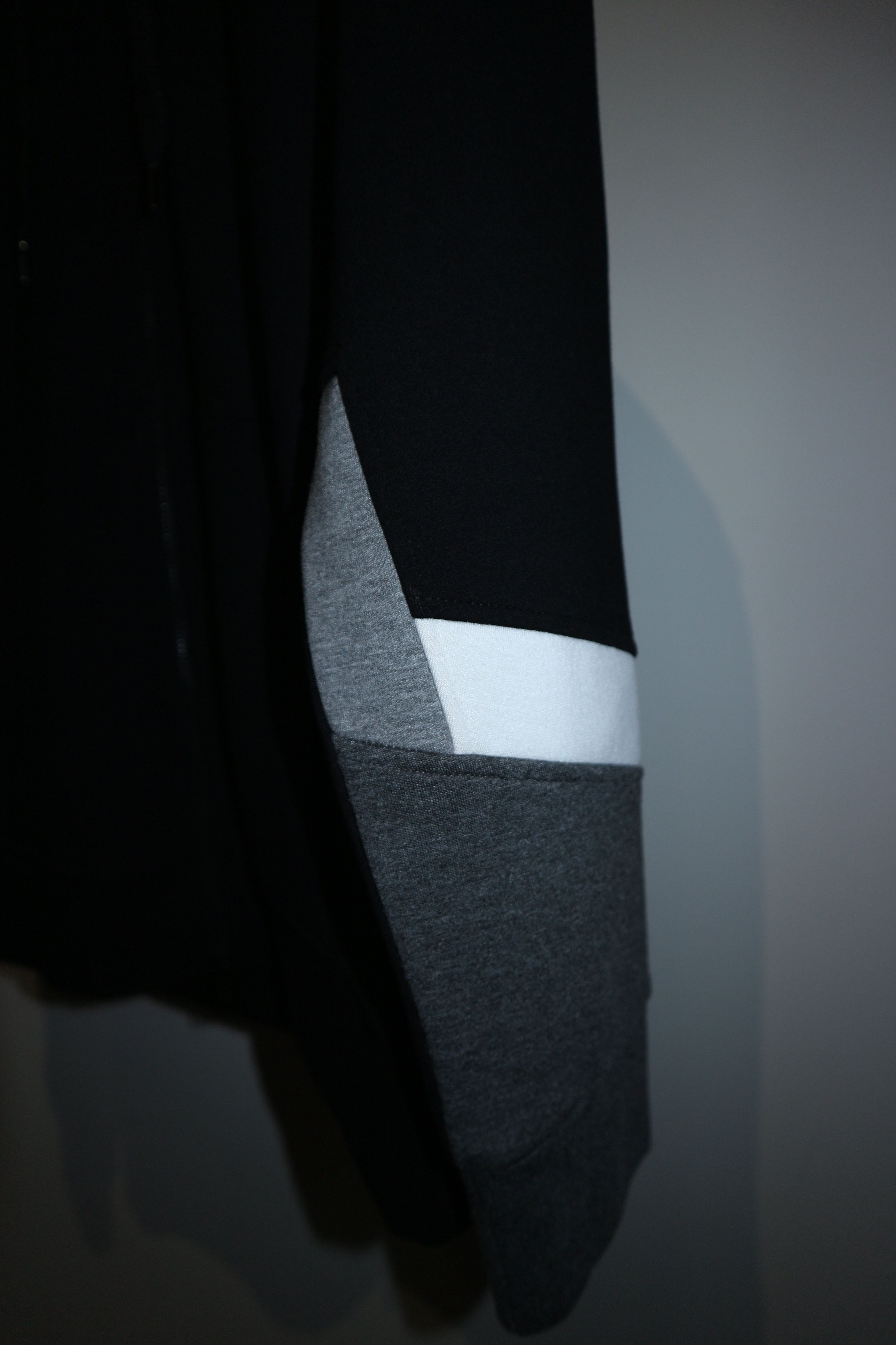 Neil Barrett Modernist Colour block hoodie Size US S / EU 44-46 / 1 - 5 Thumbnail