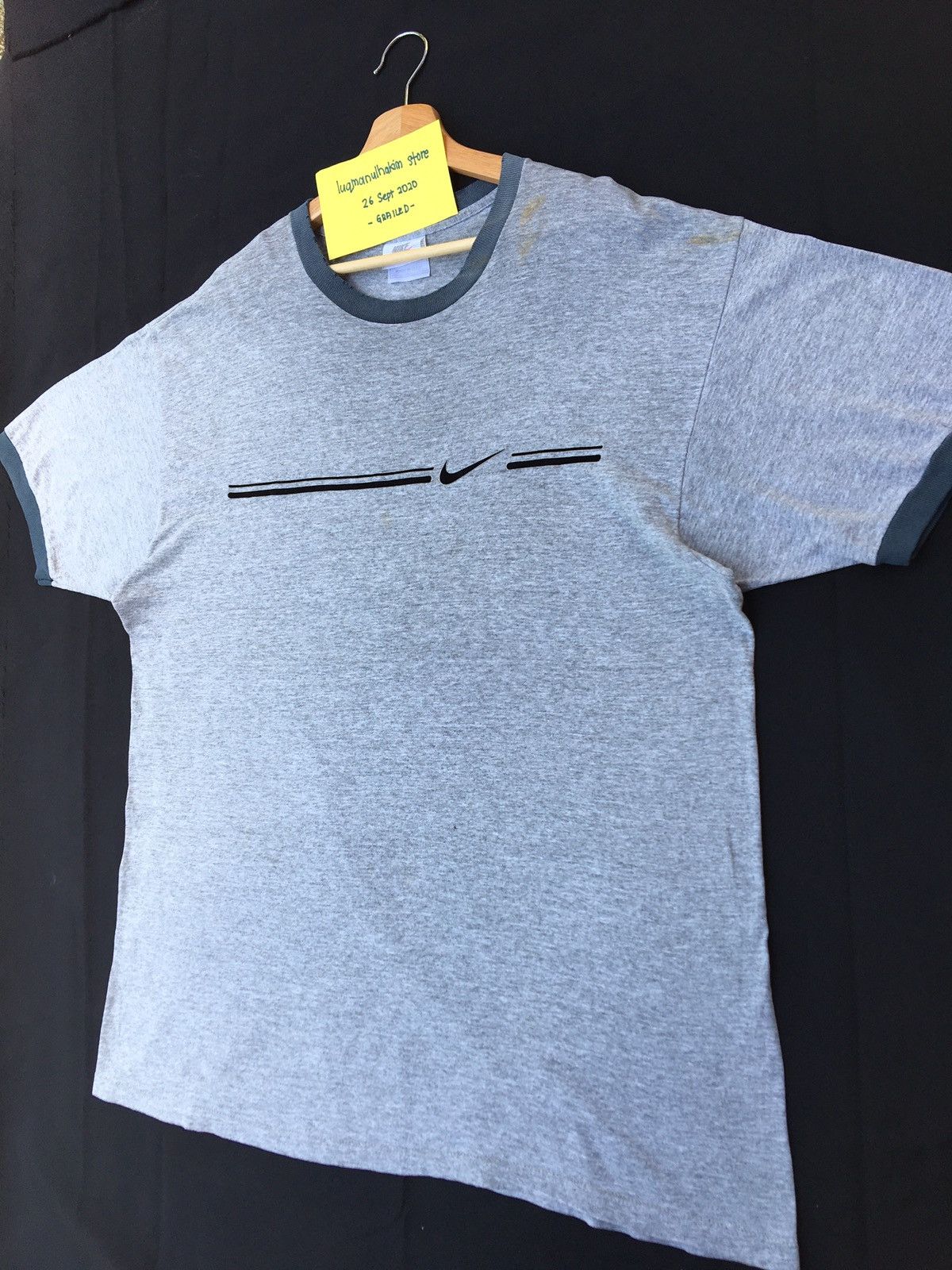 Nike Vintage Nike Swoosh Big Size L Tshirt Size US L / EU 52-54 / 3 - 4 Thumbnail