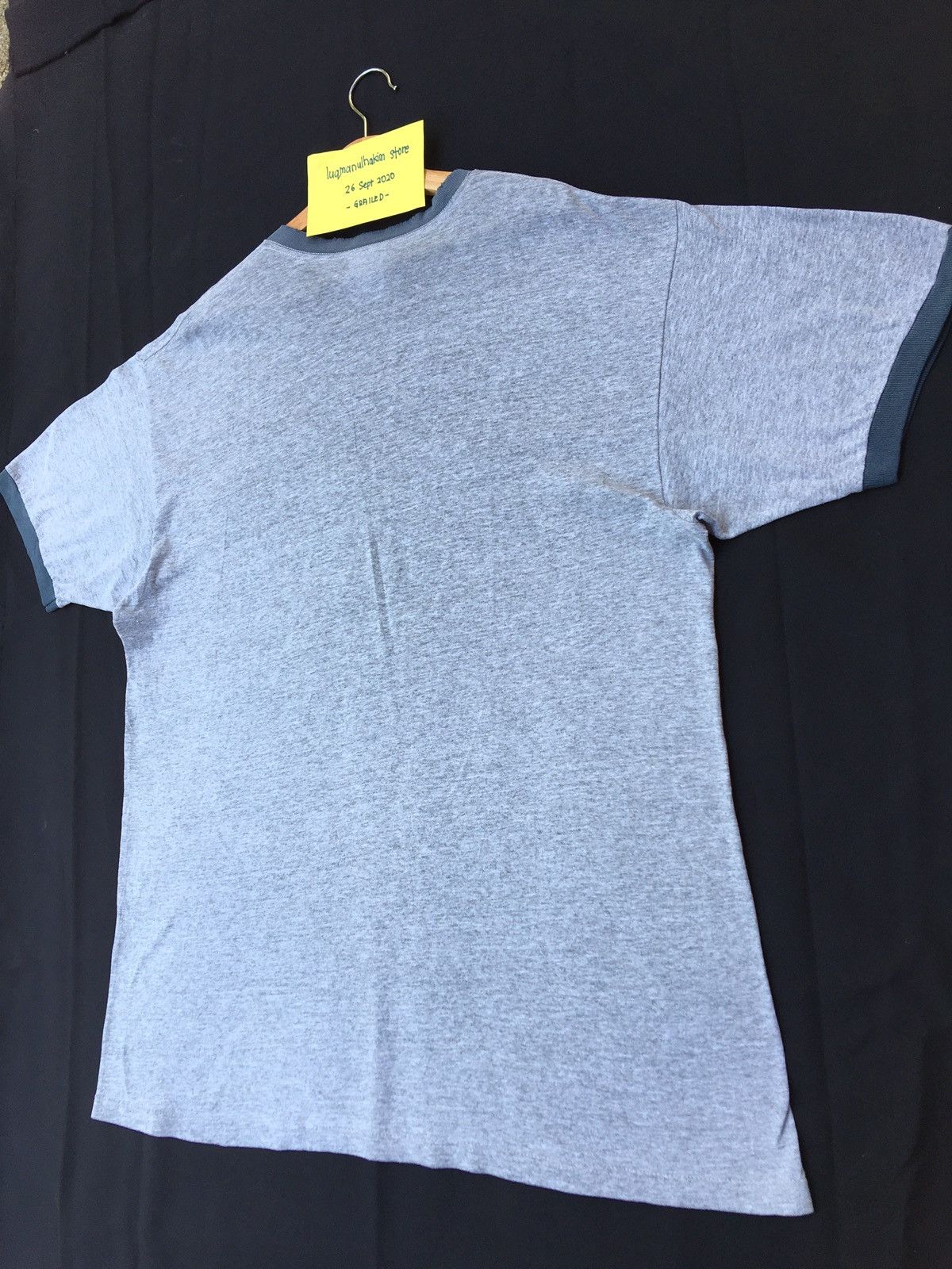Nike Vintage Nike Swoosh Big Size L Tshirt Size US L / EU 52-54 / 3 - 13 Thumbnail