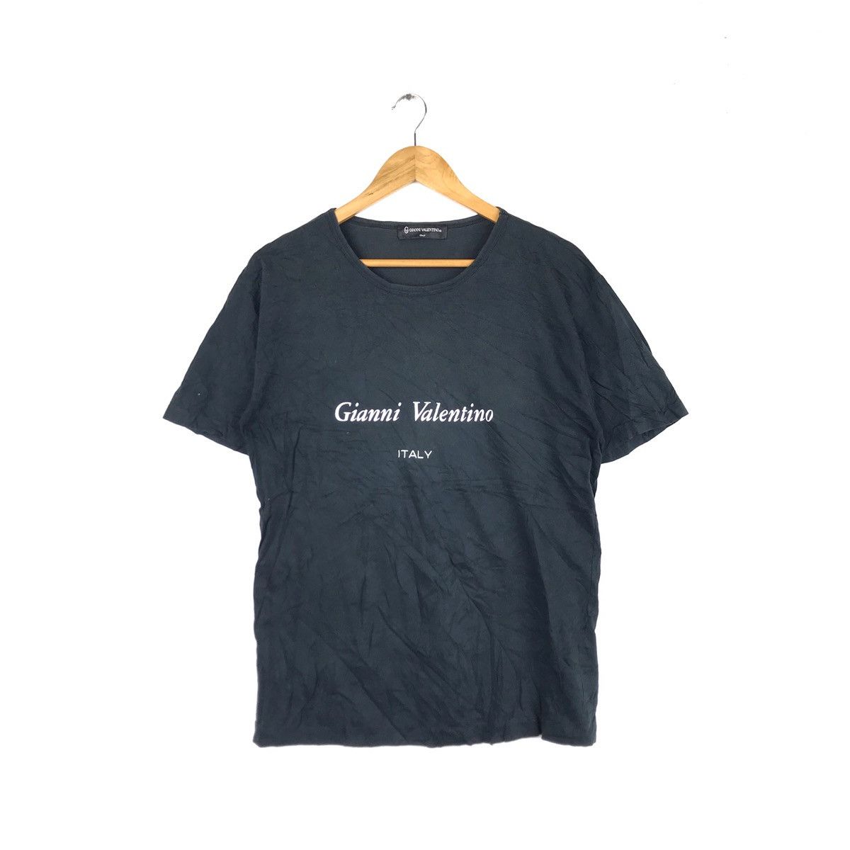 Rare!! Vintage Gianni Valentino tshirt
