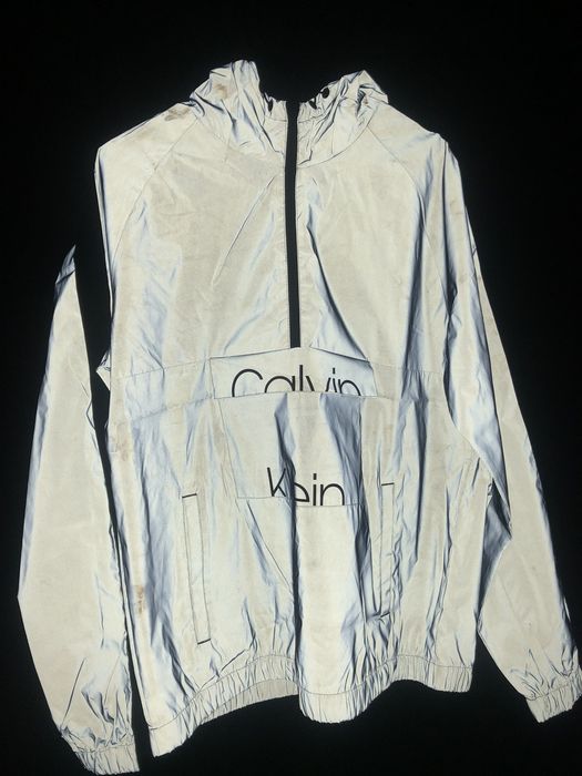 Calvin klein 2024 reflective raincoat