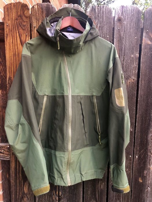 Arc'Teryx Early 2000's Arcteryx Sidewinder - Green RARE Made in