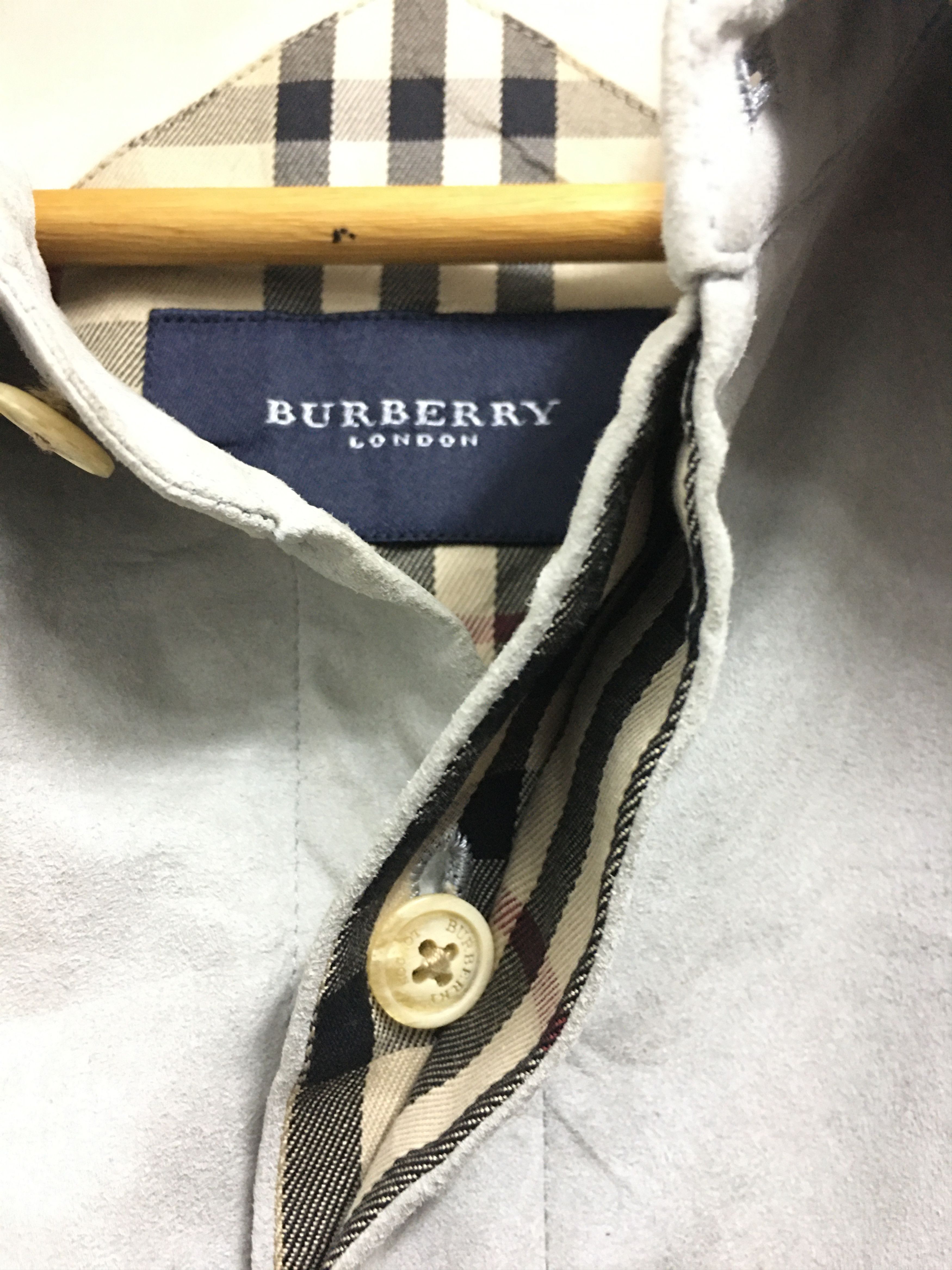 Burberry × Vintage Burberry London Velvet Button Collared Size US L / EU 52-54 / 3 - 10 Thumbnail