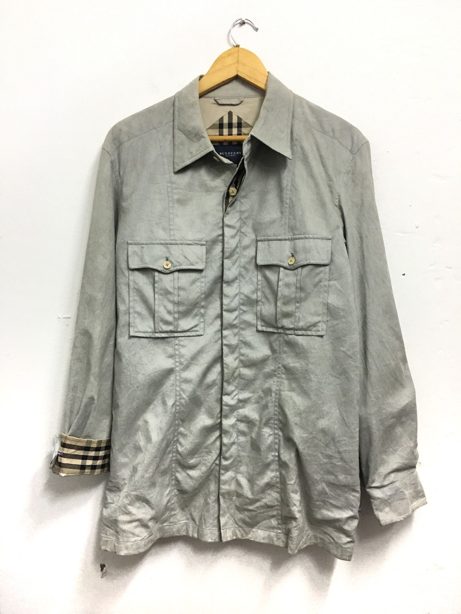 Burberry × Vintage Burberry London Velvet Button Collared Size US L / EU 52-54 / 3 - 1 Thumbnail