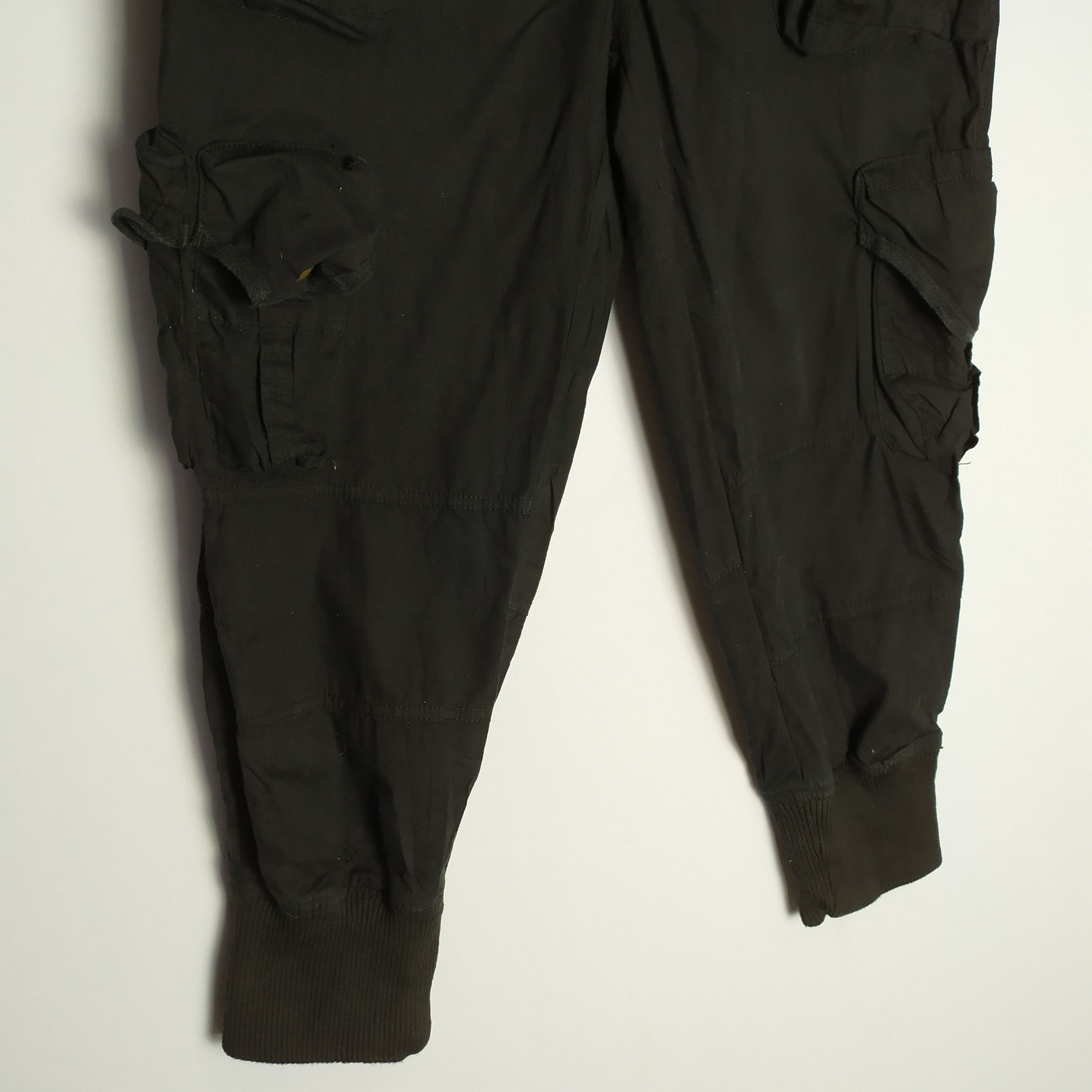Japanese Brand Japanese brand cropped bondage Cargo Pants Size US 30 / EU 46 - 5 Thumbnail