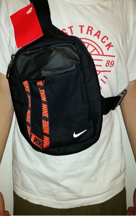 Nike advance crossbody discount bag in black