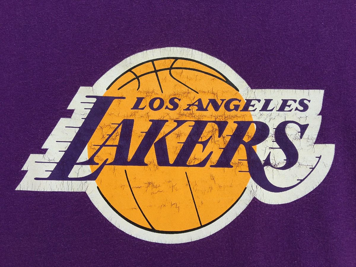 NBA Vintage Los Angeles Lakers T shirt Size US M / EU 48-50 / 2 - 7 Thumbnail