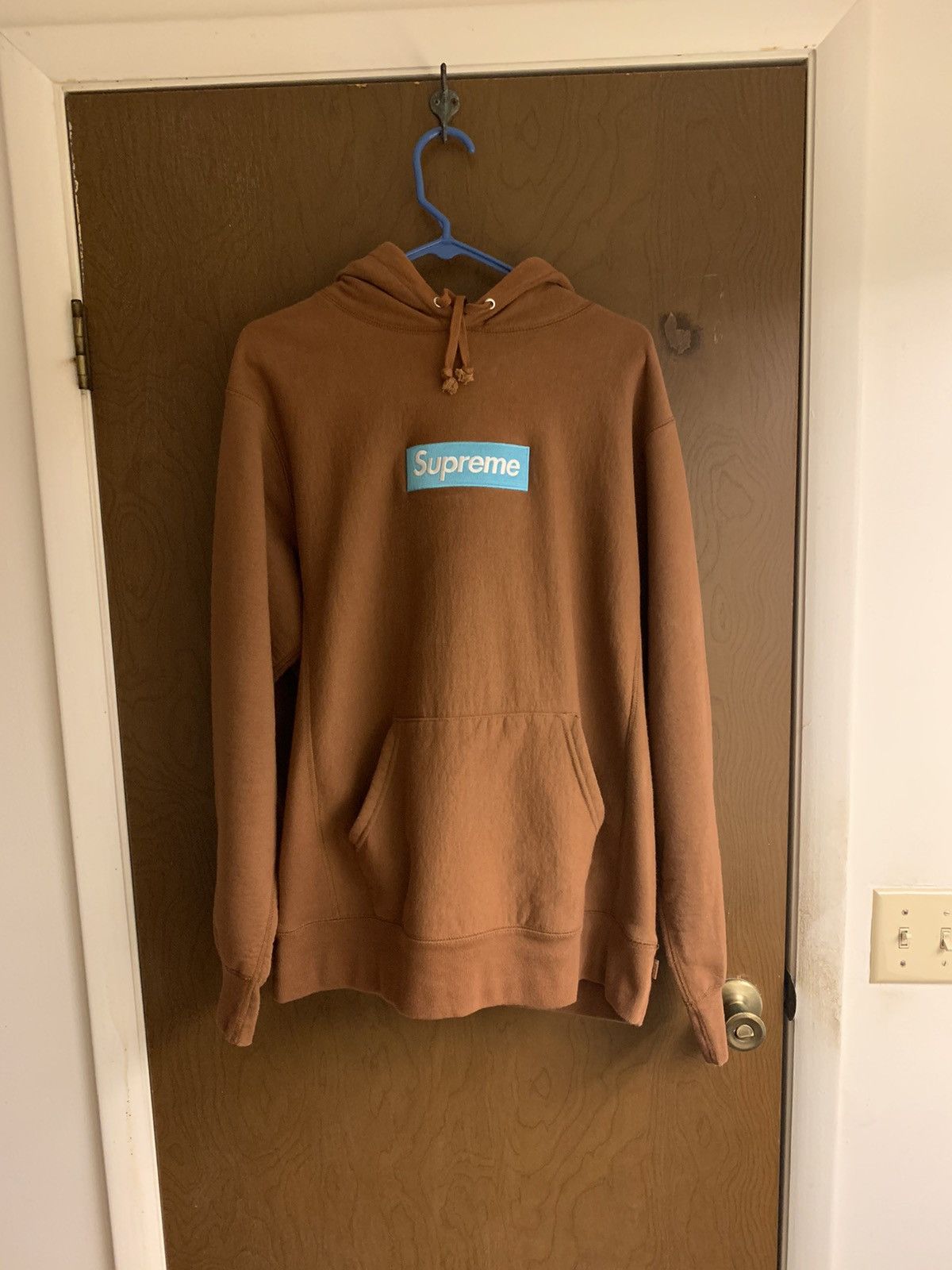 Supreme Supreme Box Logo Hoodie FW17 - Rust Size US L / EU 52-54 / 3 - 1 Thumbnail