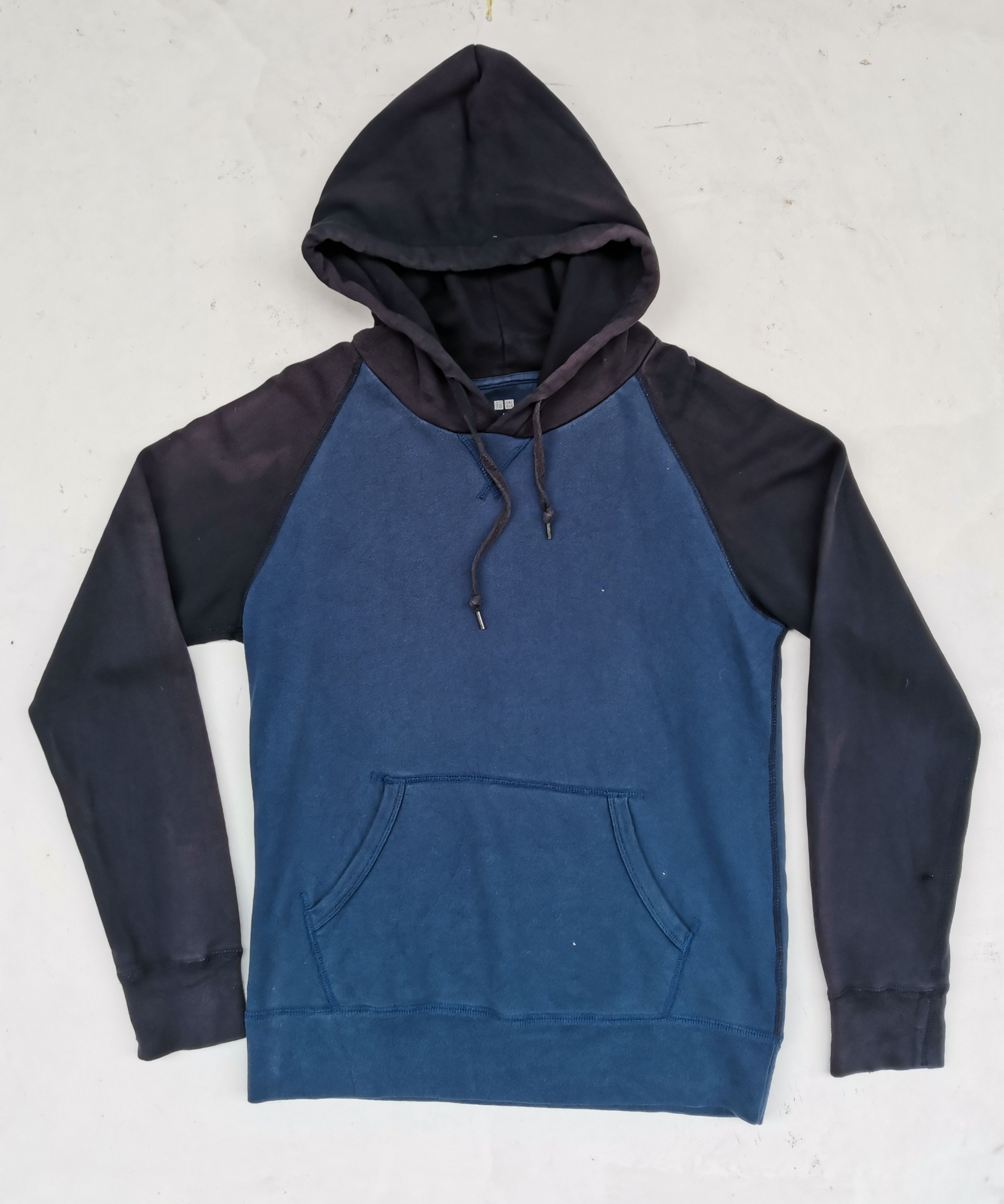 Uniqlo Uniqlo Hoodie Sweatshirt Size US M / EU 48-50 / 2 - 1 Thumbnail