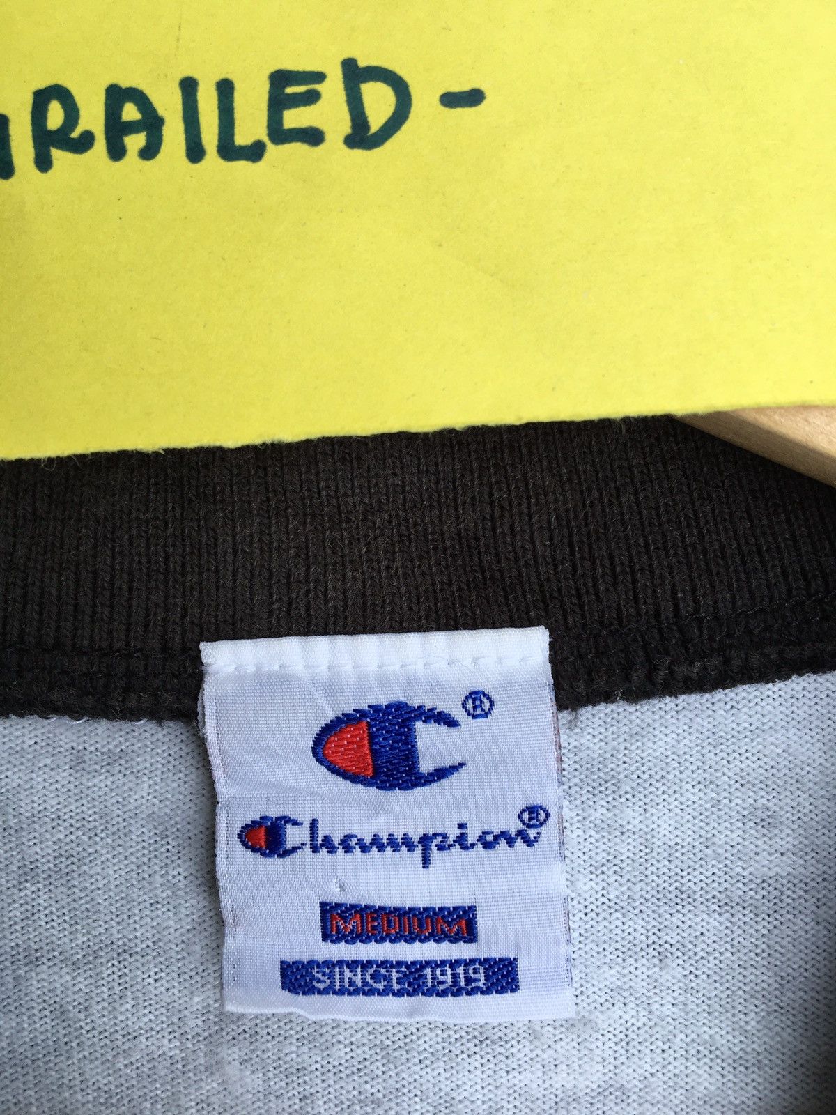 Champion Vintage Champion Spellout Biglogo Tshirt Size US M / EU 48-50 / 2 - 6 Thumbnail
