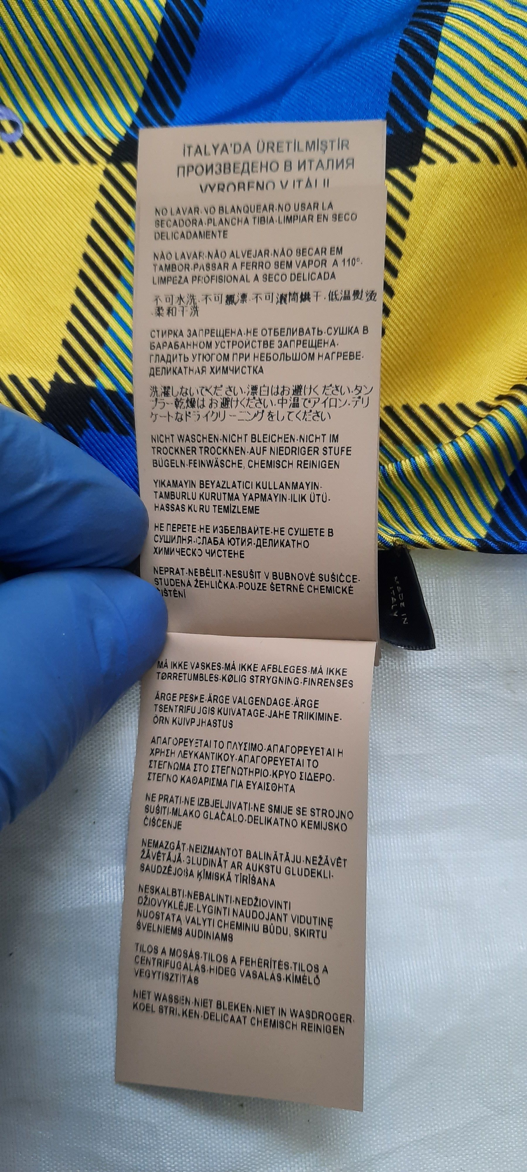 Versace foulard versace rare new Size ONE SIZE - 8 Thumbnail