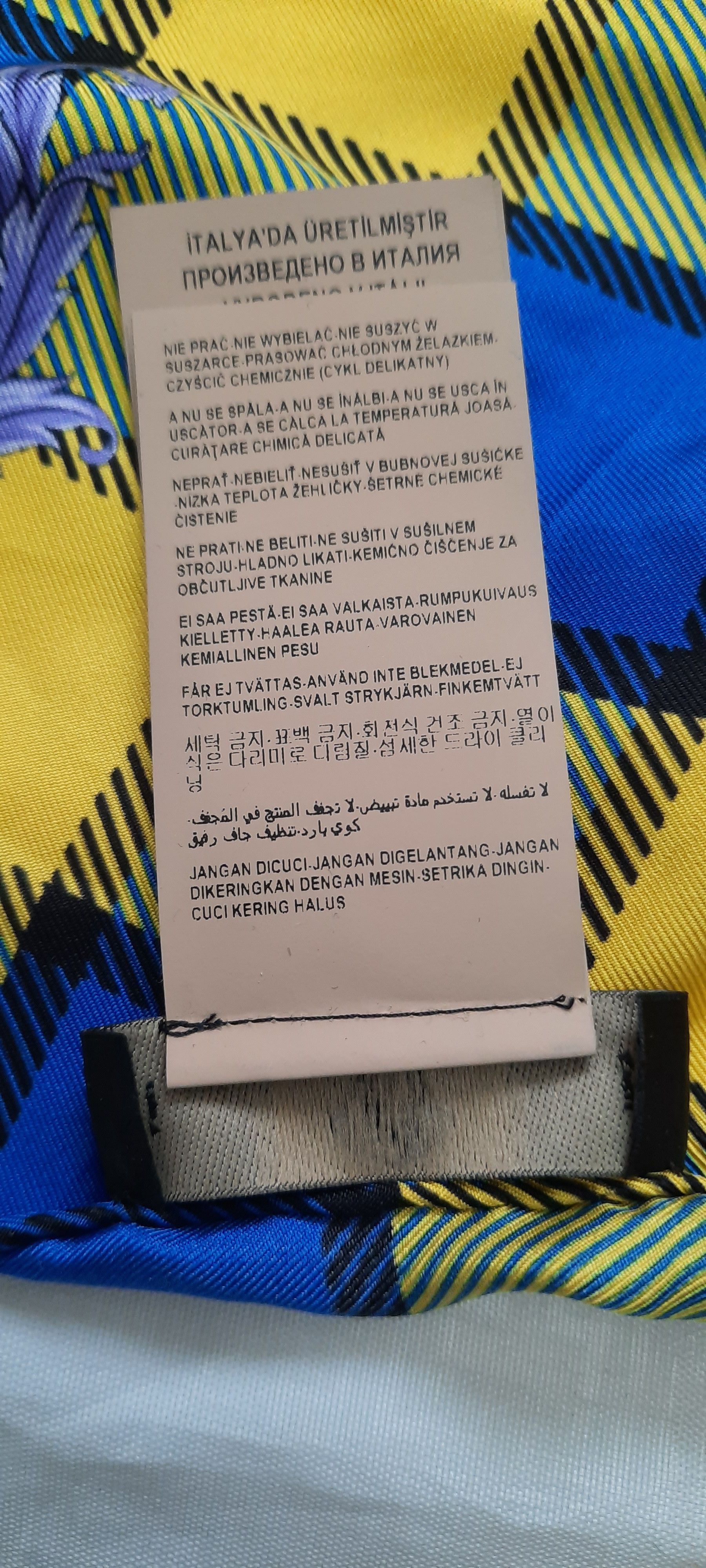 Versace foulard versace rare new Size ONE SIZE - 9 Thumbnail