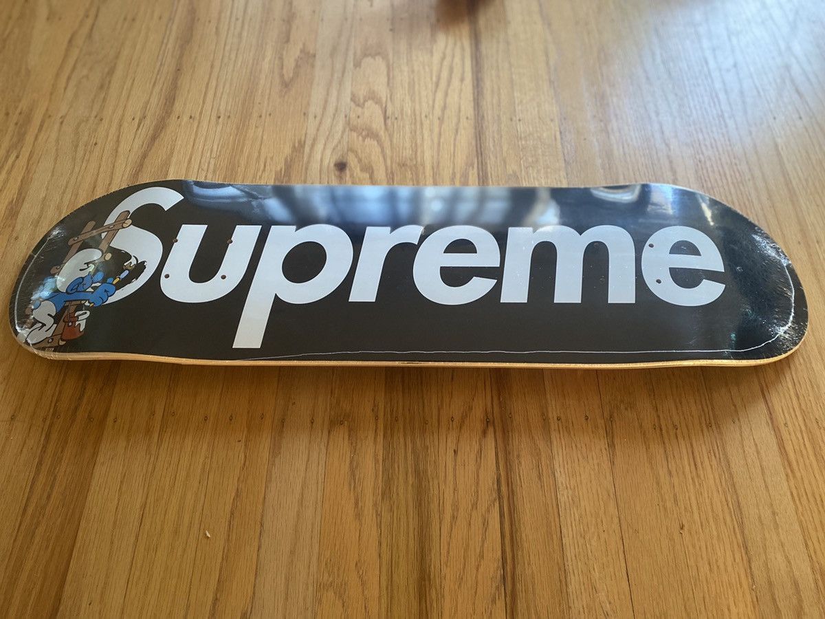 Smurf supreme hot sale skateboard