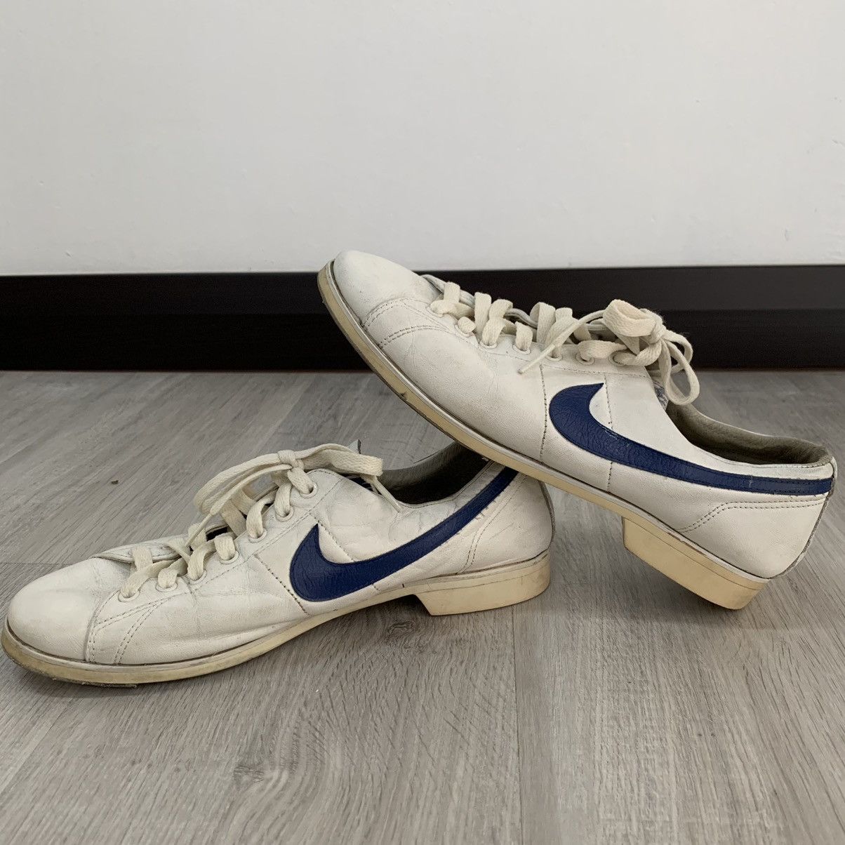 Nike × Vintage 80’s Nike Bowling Shoe Size US 7 / EU 40 - 3 Thumbnail