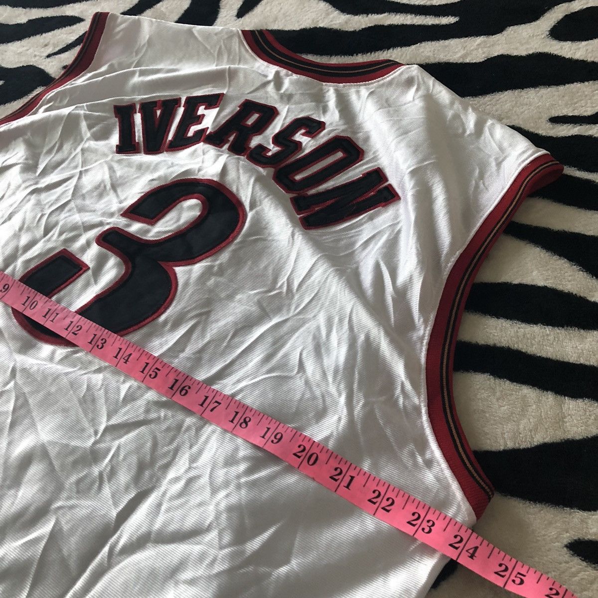 Champion Allen Iverson Philadelphia 76ers AUTHENTIC Champion Jersey Size US XXL / EU 58 / 5 - 8 Thumbnail