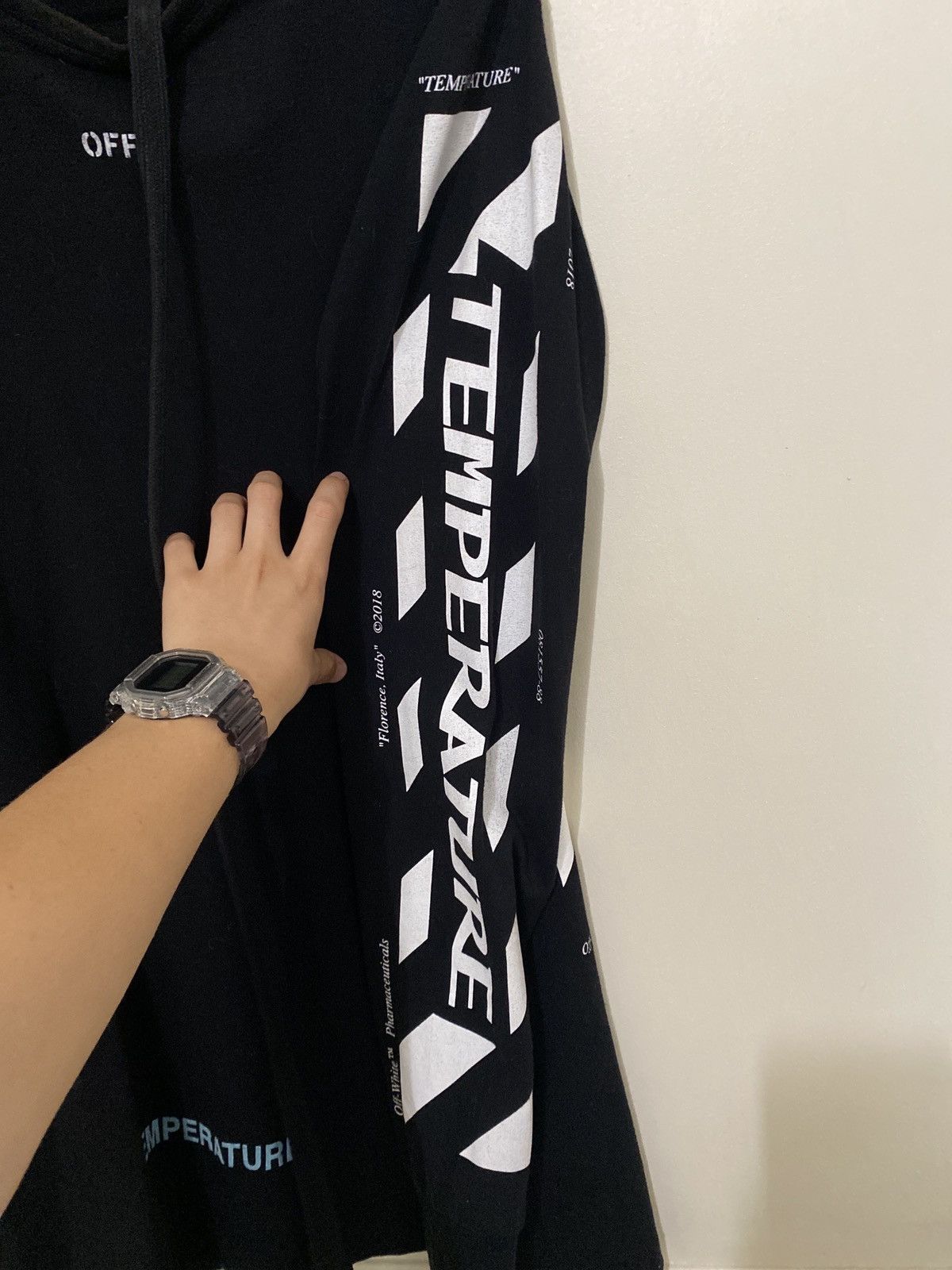 Off white temperature long sleeve hotsell