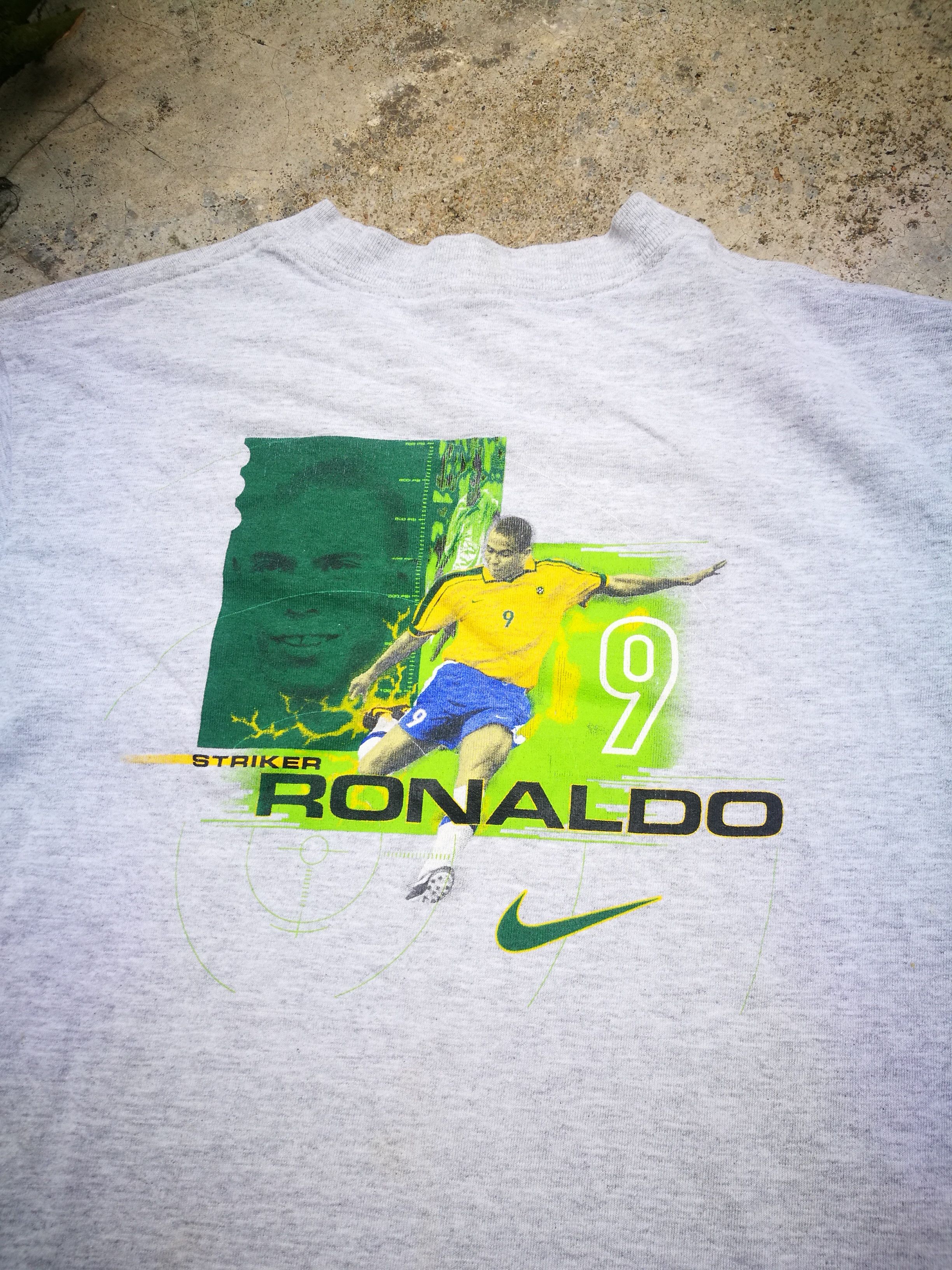 Nike × Vintage Vintage Nike Ronaldo striker Size US S / EU 44-46 / 1 - 3 Thumbnail