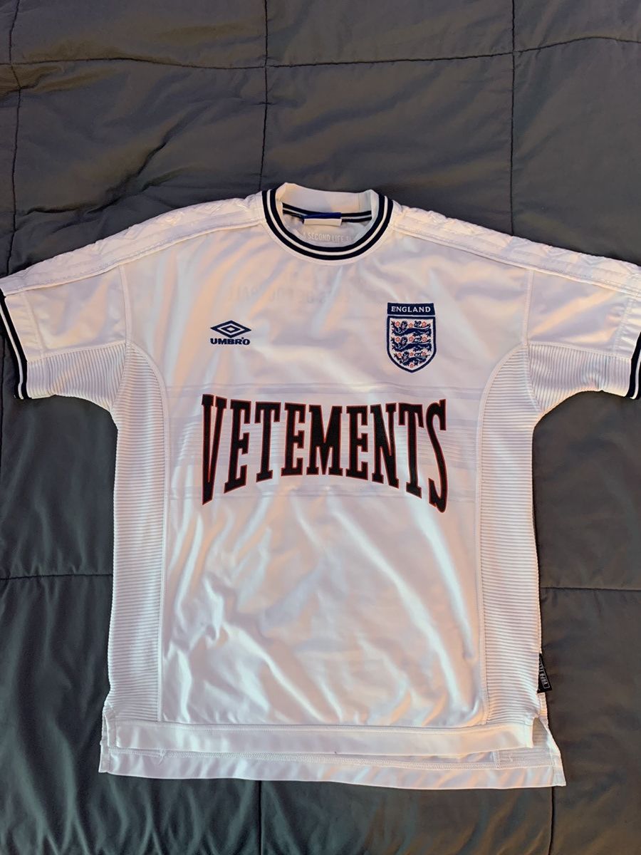 Soccer Jersey × Umbro × Vetements Les Vetements England Soccer Jersey × Umbro × Vetements Les Vetements England