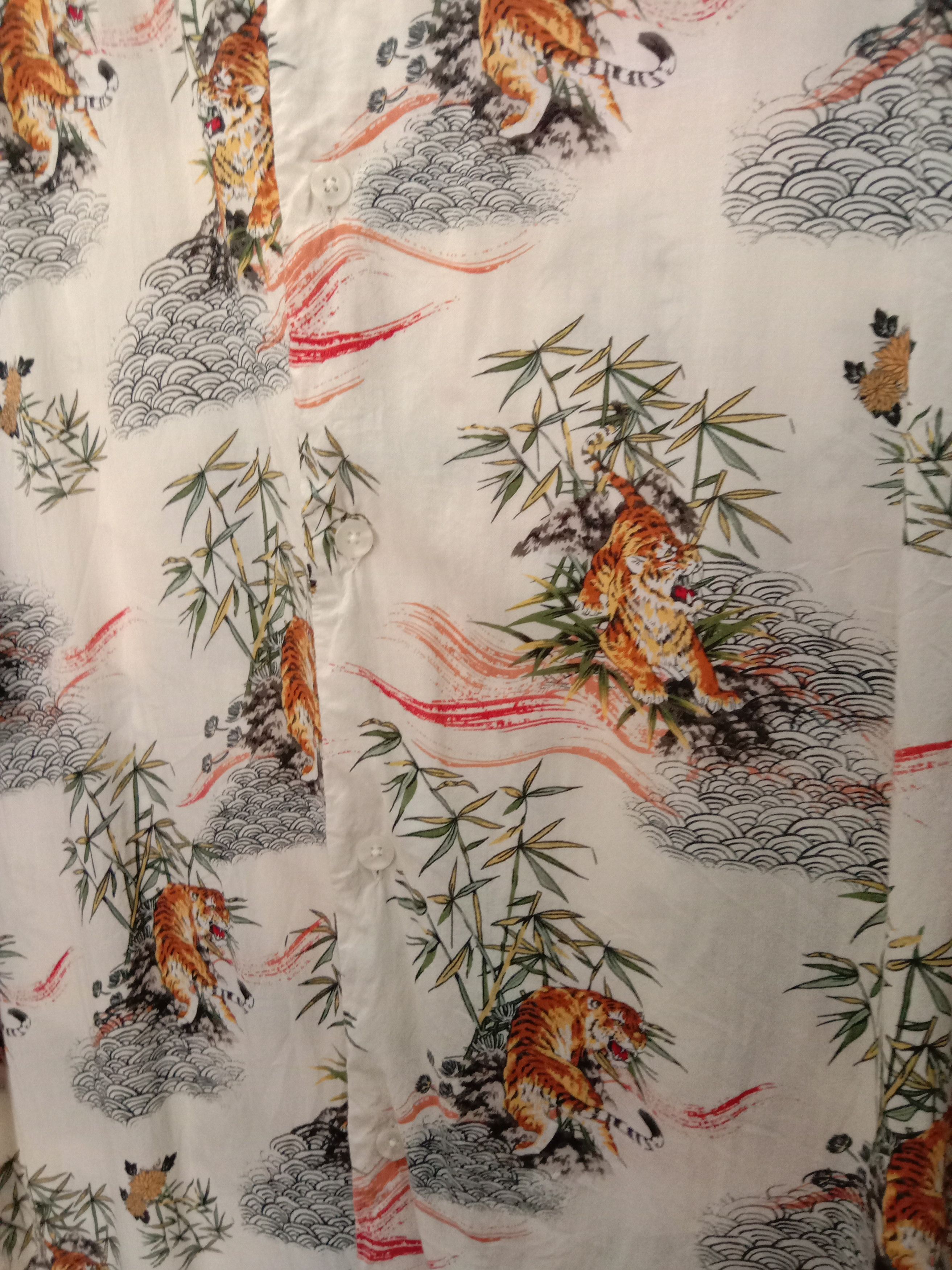 Pacsun Pacsun Hawaiian Oriental Tiger Design. Size XL Size US XL / EU 56 / 4 - 10 Thumbnail