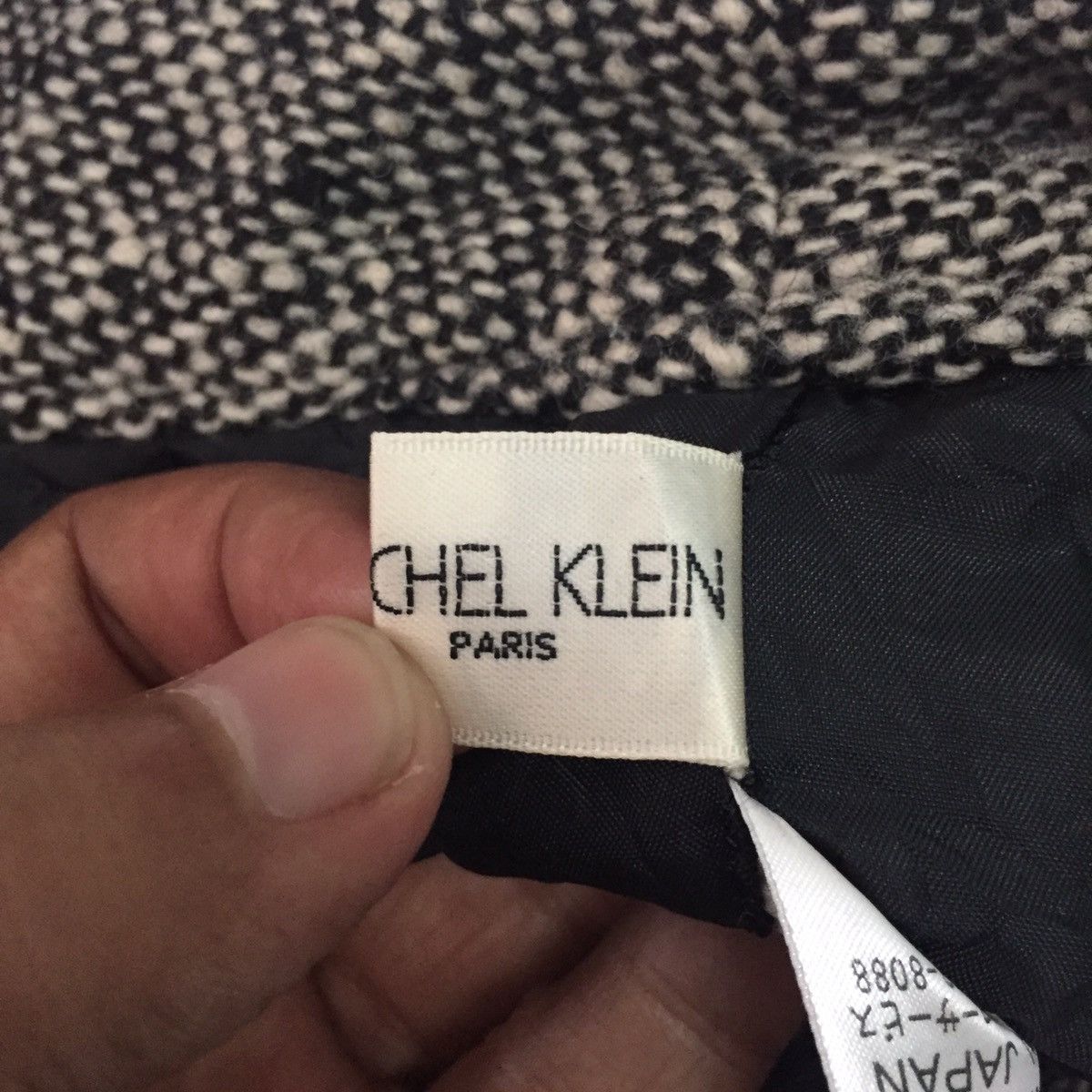 Michel Klein Michel Klein Paris Short Pant MADE IN JAPAN Size US 32 / EU 48 - 6 Thumbnail