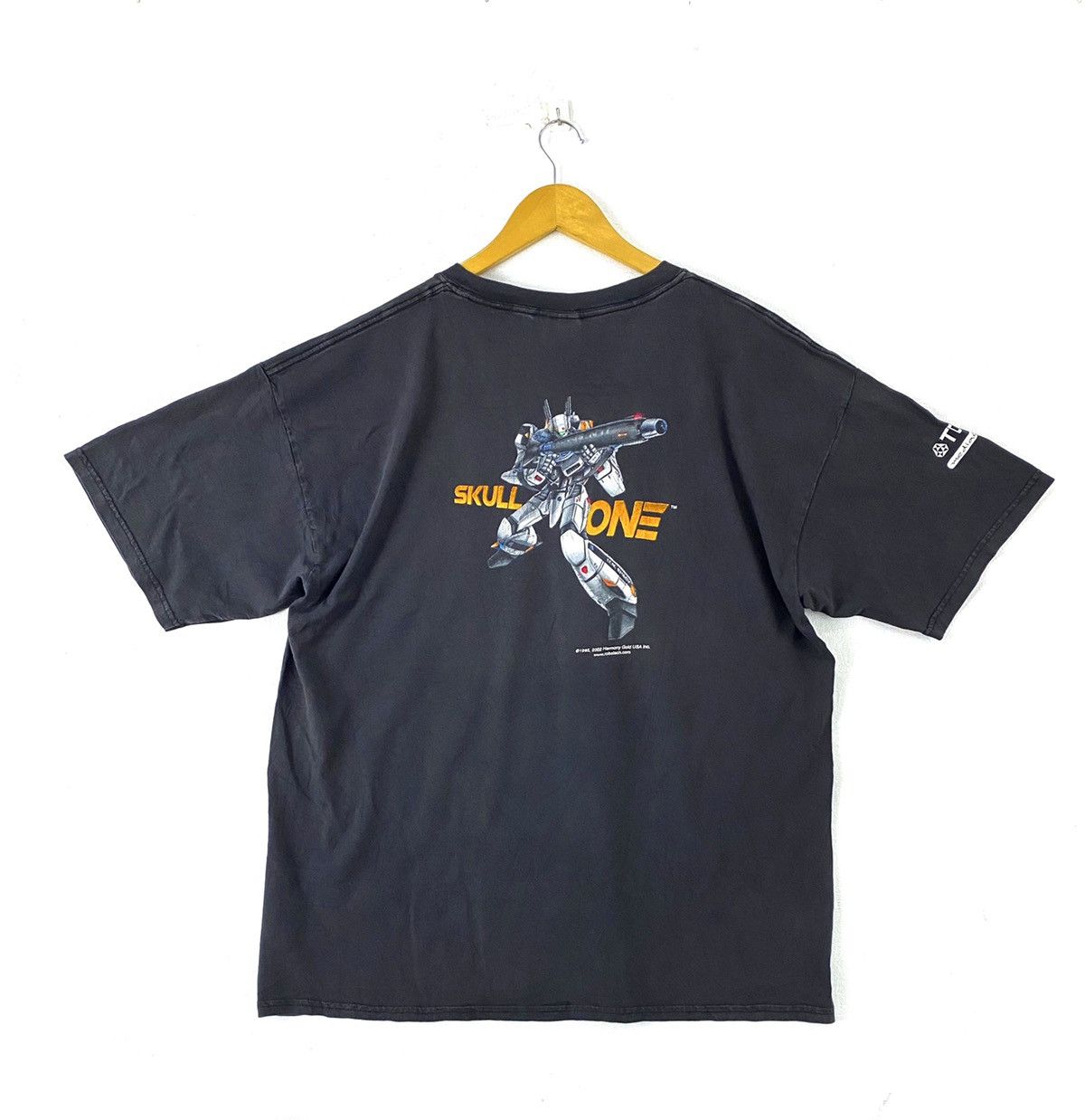 Japanese Brand vintage 2002 robotech skull one japanese rare anime t-shirts Size US XL / EU 56 / 4 - 1 Thumbnail