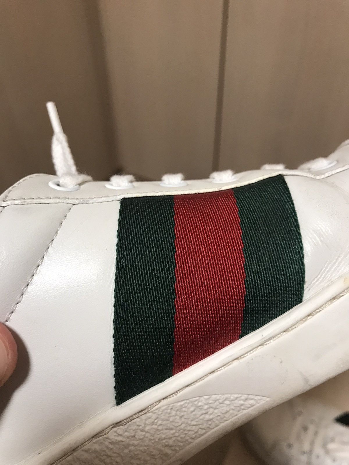 Gucci Gucci Ace Sneakers With Bee Embroidery Size US 9.5 / EU 42-43 - 5 Thumbnail