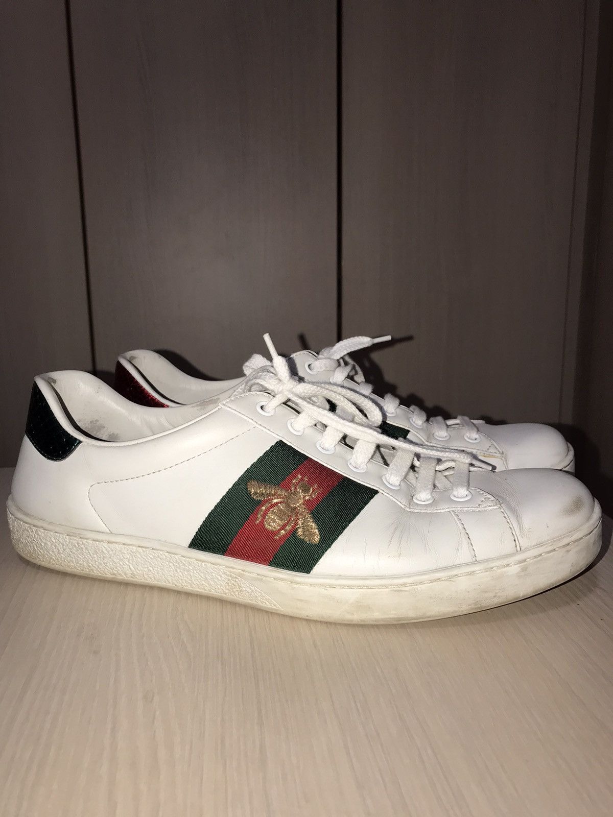 Gucci Gucci Ace Sneakers With Bee Embroidery Size US 9.5 / EU 42-43 - 2 Thumbnail