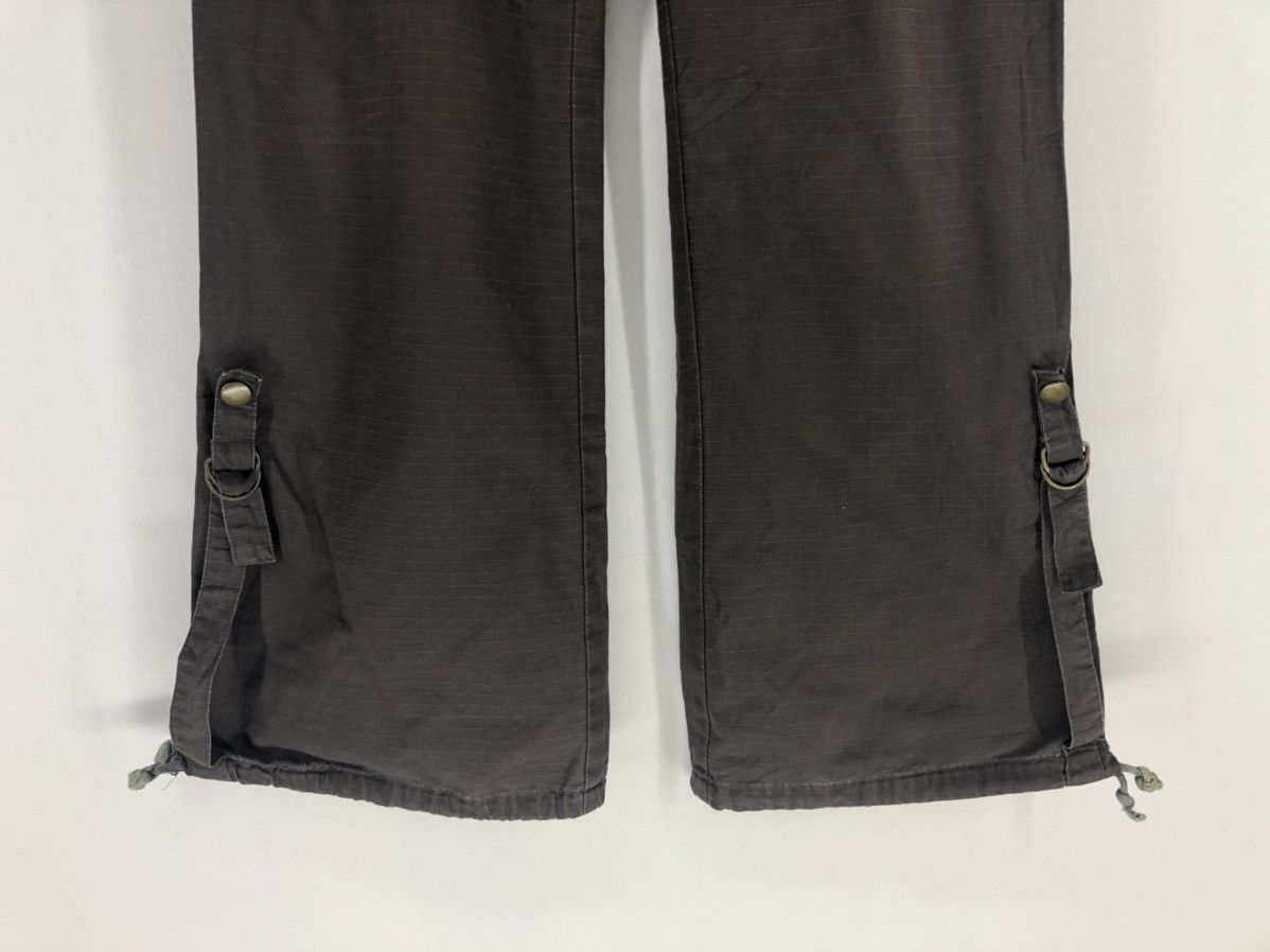 Japanese Brand JAPANESE BRAND BLACK FLARED CARGO PANTS Size US 26 / EU 42 - 8 Thumbnail