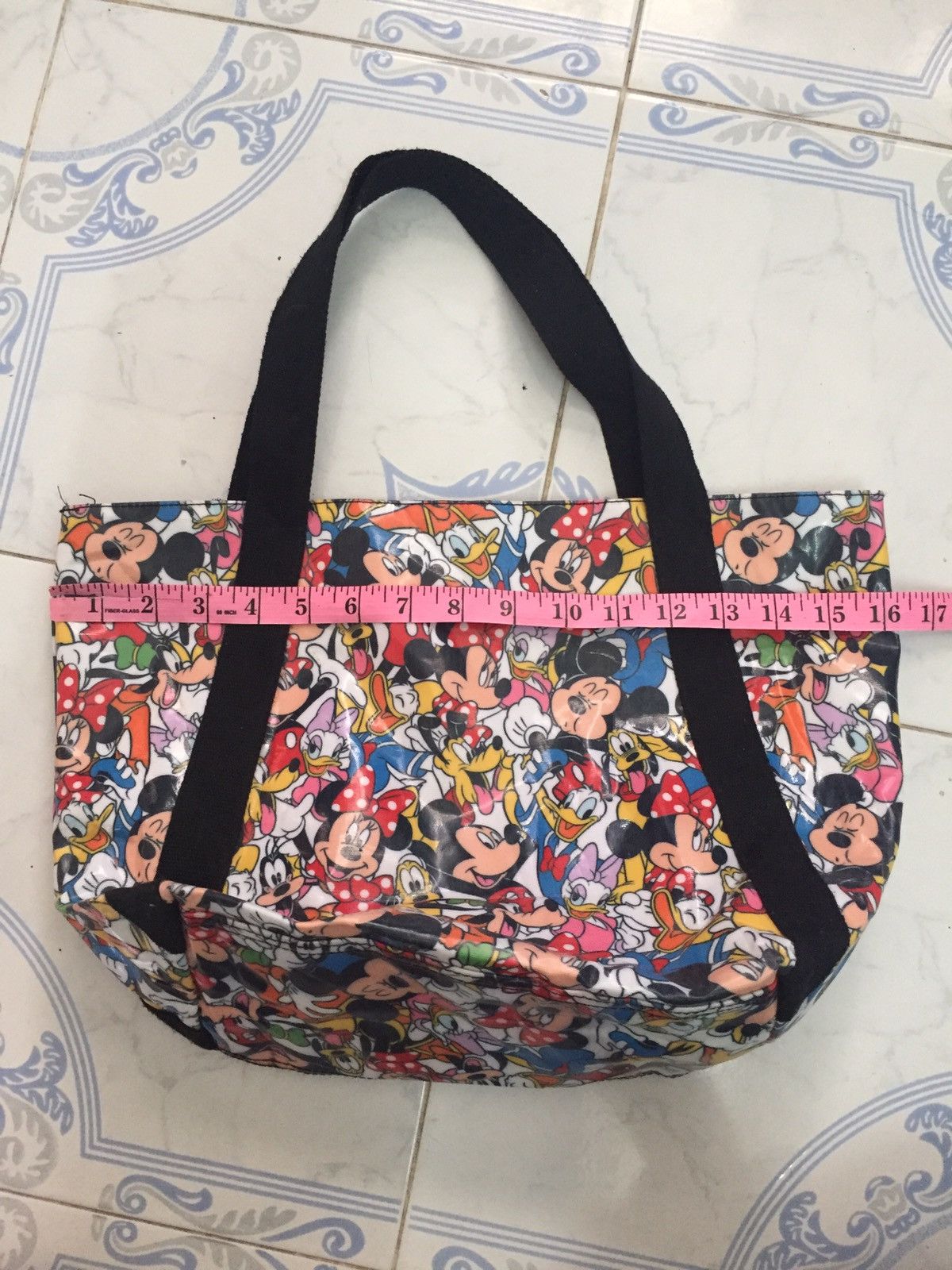 Disney × Mickey Mouse Tokyo Disney Resort Full Print Mickey & Friends Tote Size ONE SIZE - 14 Thumbnail