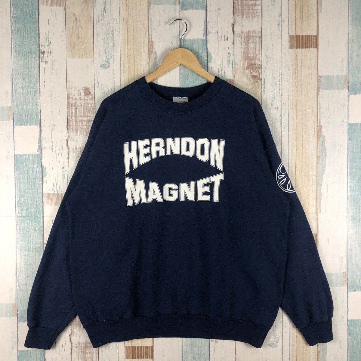 Vintage Herndon Magnet Sweatshirt Big Logo