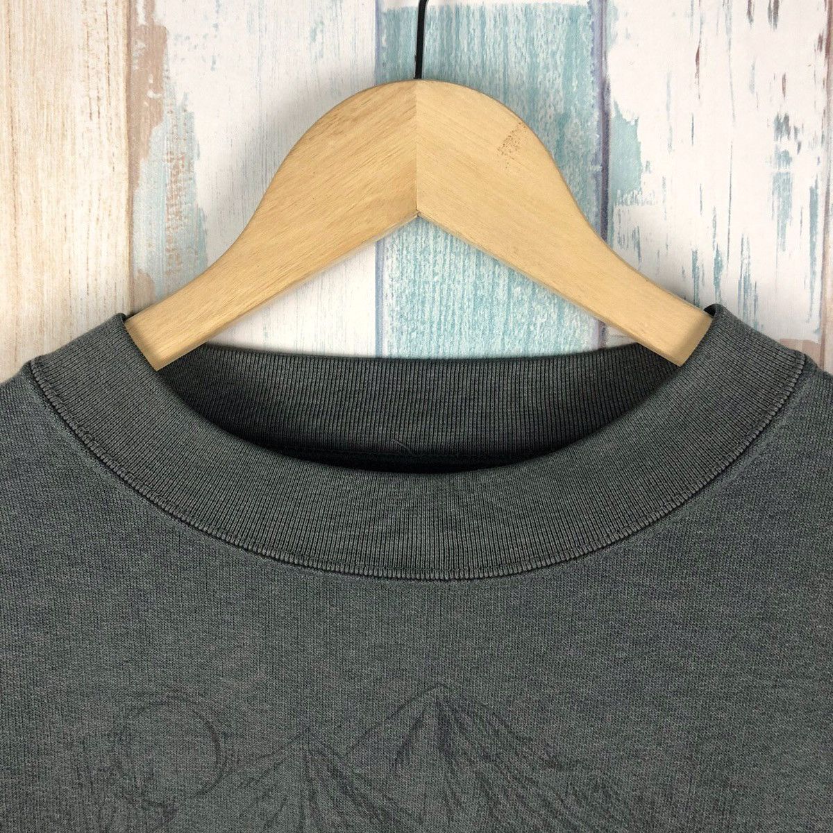 Vintage Vintage Clearwater Creak Timber Wolf Sweatshirt Embroidered Size US M / EU 48-50 / 2 - 3 Thumbnail