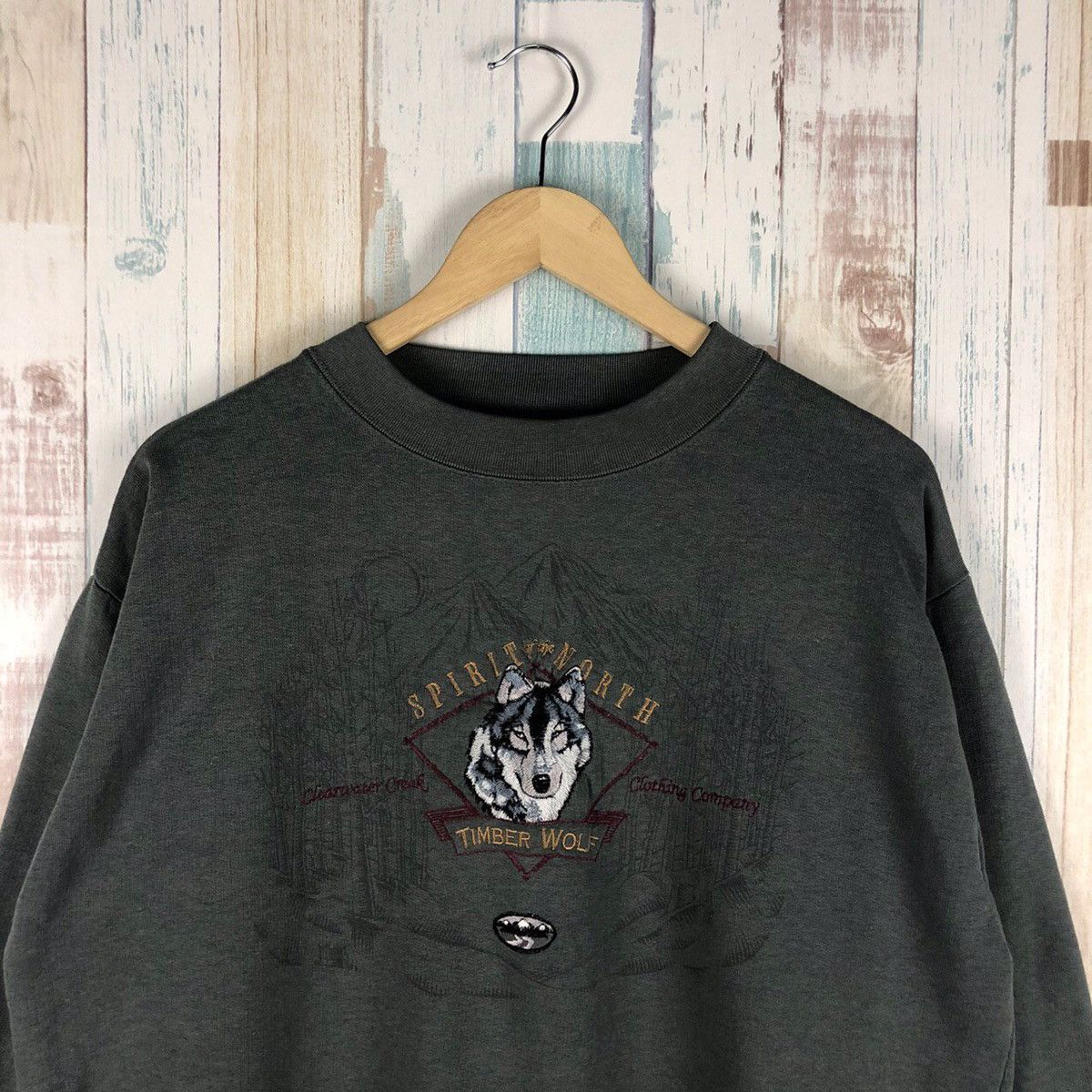 Vintage Vintage Clearwater Creak Timber Wolf Sweatshirt Embroidered Size US M / EU 48-50 / 2 - 2 Thumbnail
