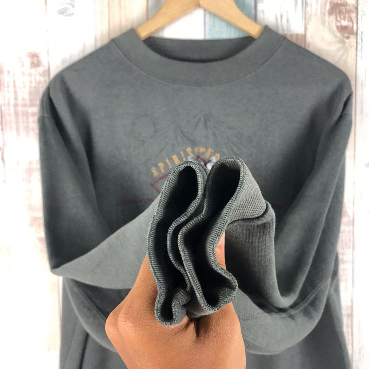 Vintage Vintage Clearwater Creak Timber Wolf Sweatshirt Embroidered Size US M / EU 48-50 / 2 - 5 Thumbnail