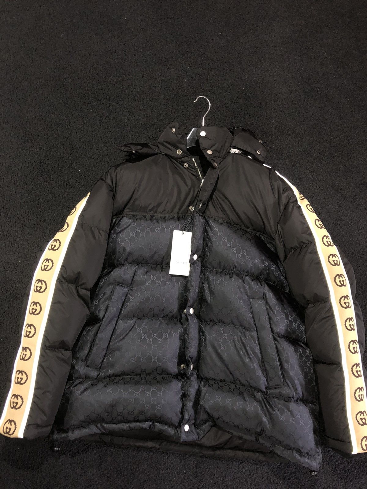 Green GG-jacquard quilted down coat, Gucci