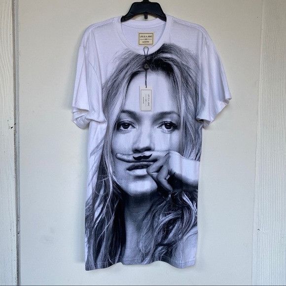 T shirt kate online moss moustache