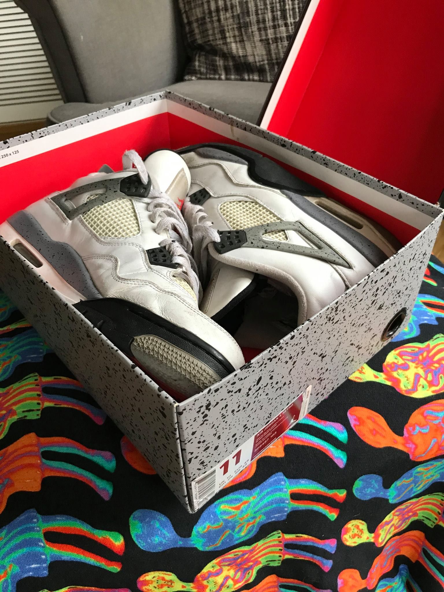 Jordan Brand AIR JORDAN 4 WHITE CEMENTS SZ 11 Size US 11 / EU 44 - 2 Thumbnail