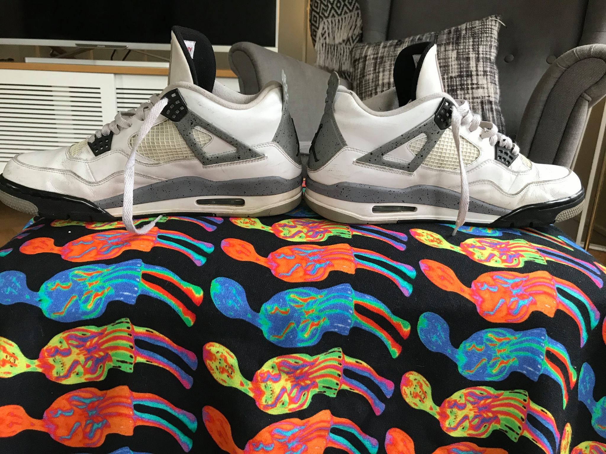 Jordan Brand AIR JORDAN 4 WHITE CEMENTS SZ 11 Size US 11 / EU 44 - 9 Thumbnail