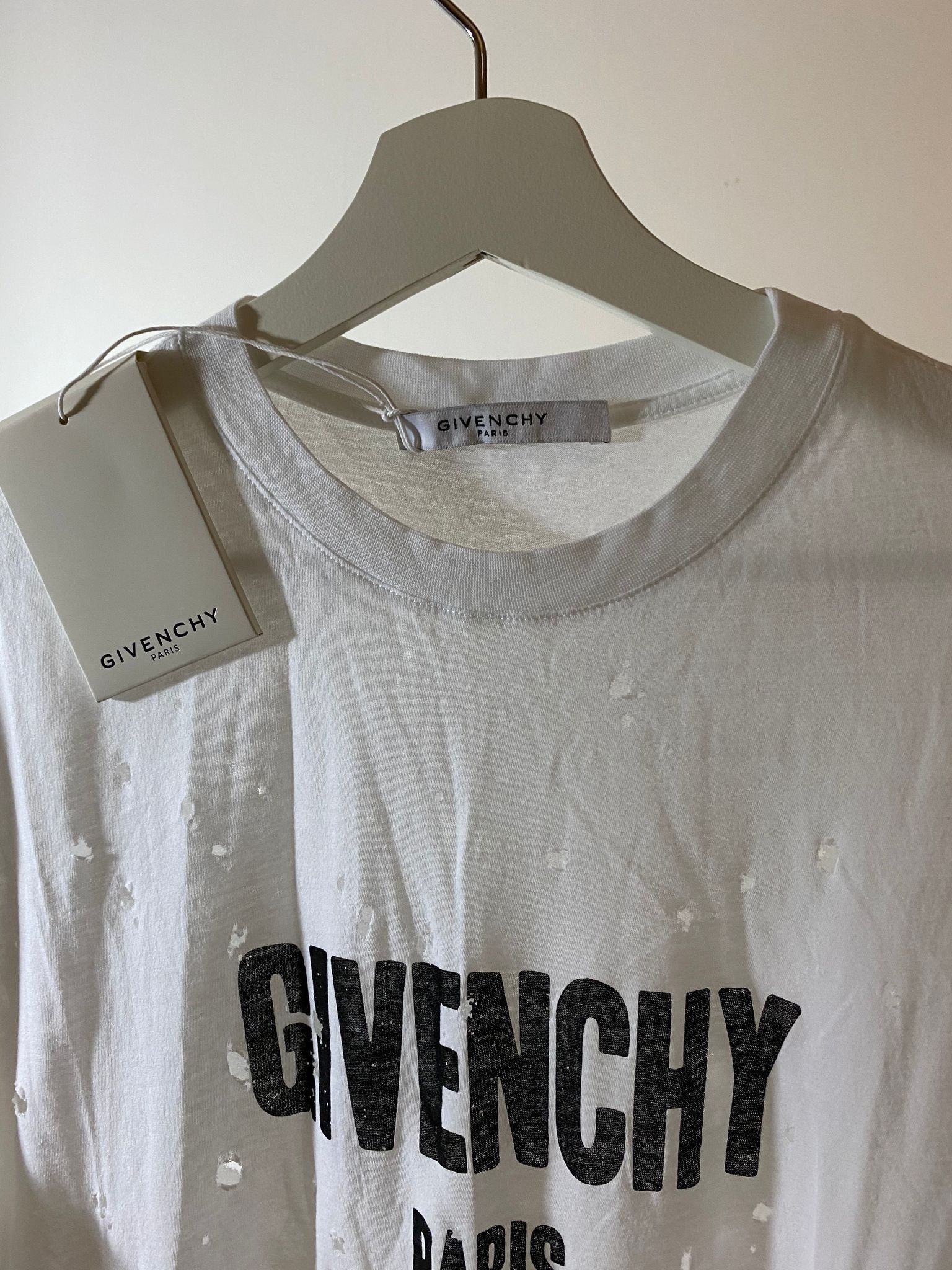 Givenchy Givenchy Distressed Logo T-Shirt Size US XS / EU 42 / 0 - 3 Thumbnail