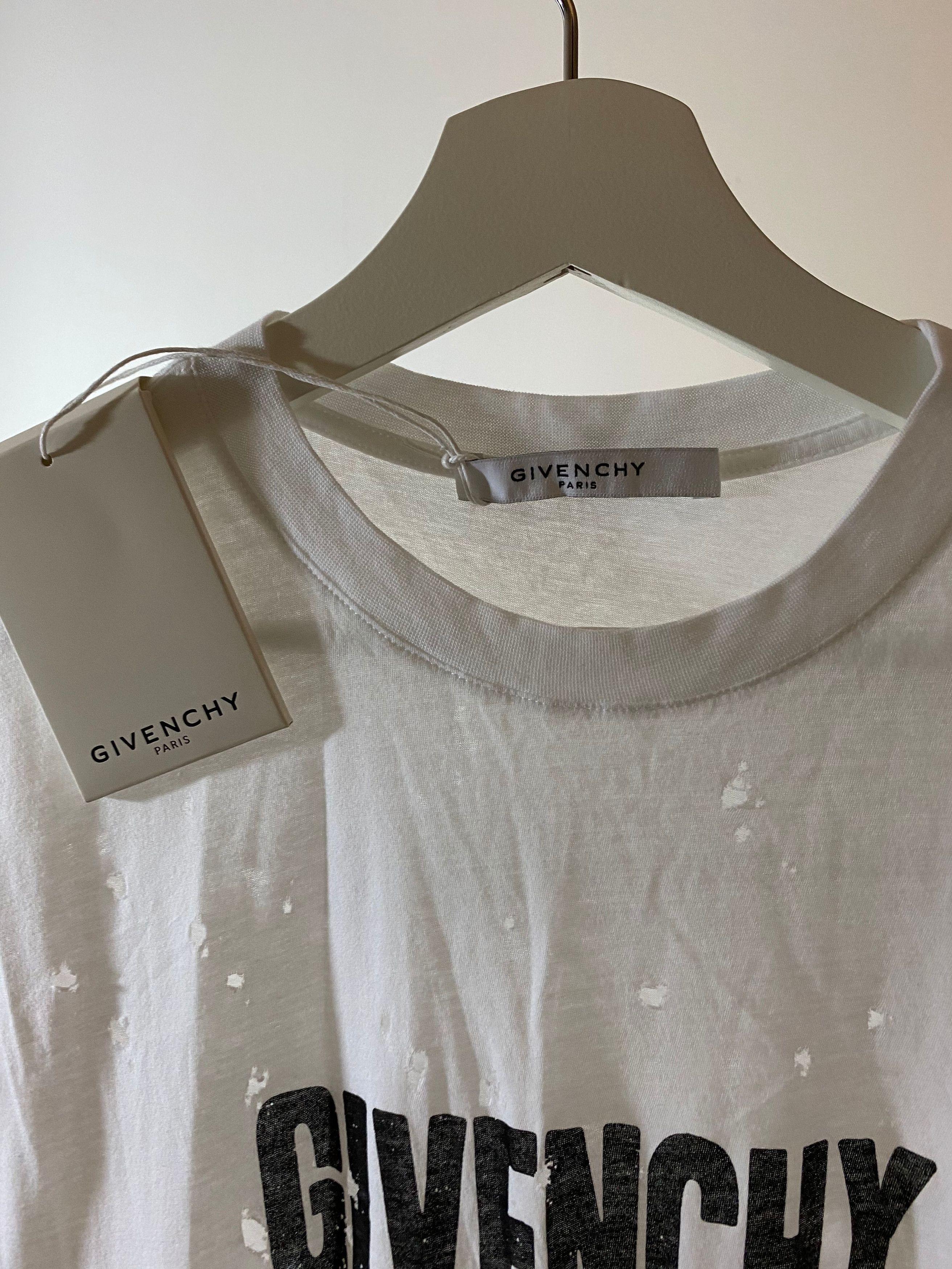 Givenchy Givenchy Distressed Logo T-Shirt Size US XS / EU 42 / 0 - 4 Thumbnail