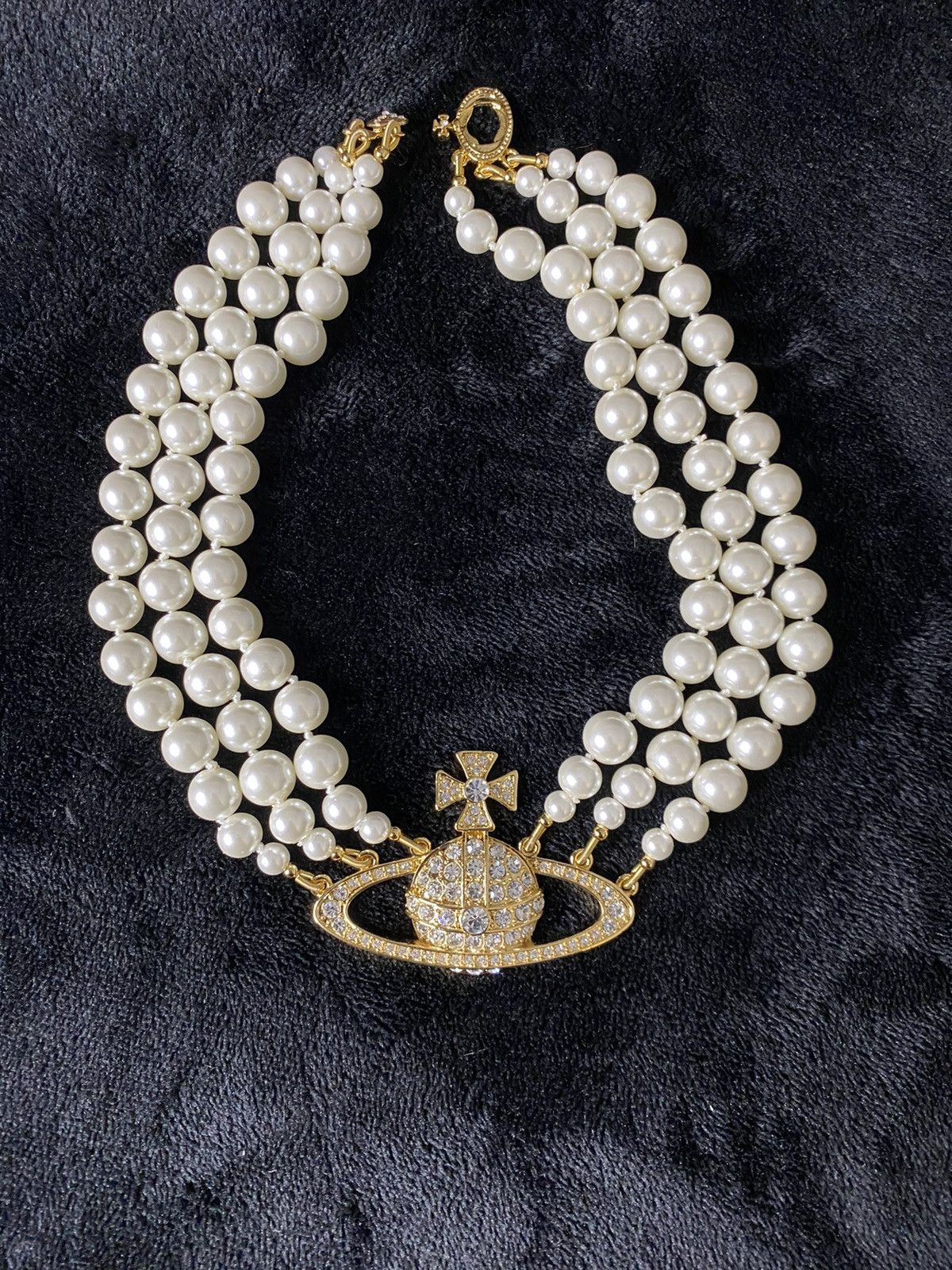 Vivienne Westwood Orb Triple Pearl Choker Necklace | Grailed