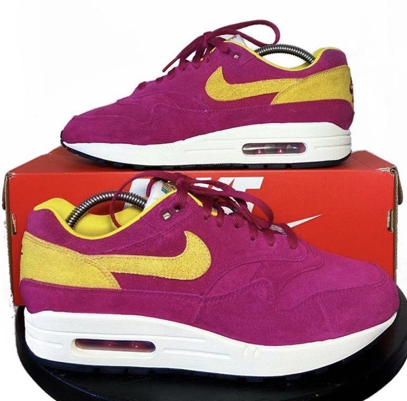 air max dynamic berry