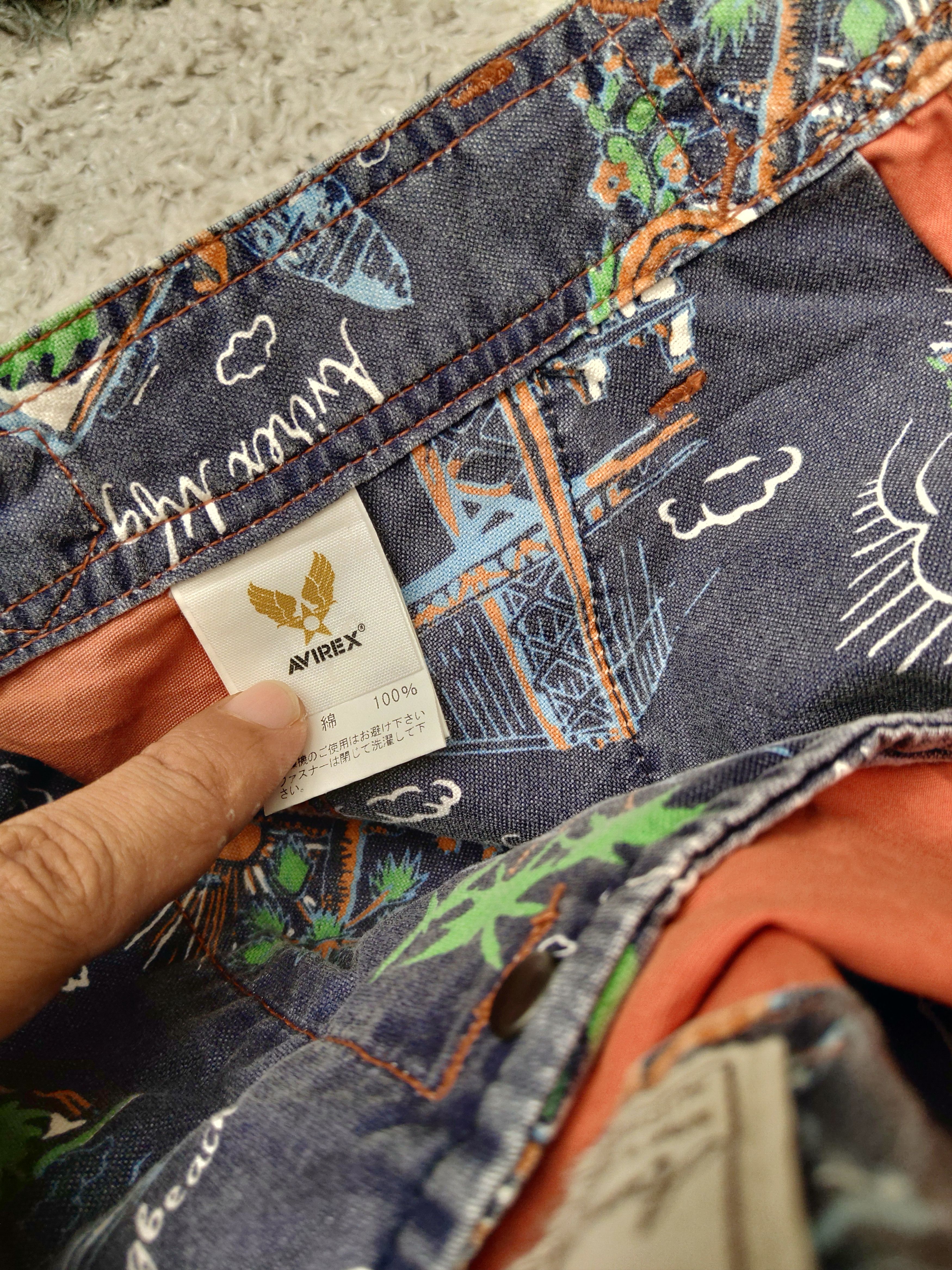 Avirex Avirex Vintage Cargo shorts Size US 33 - 7 Thumbnail