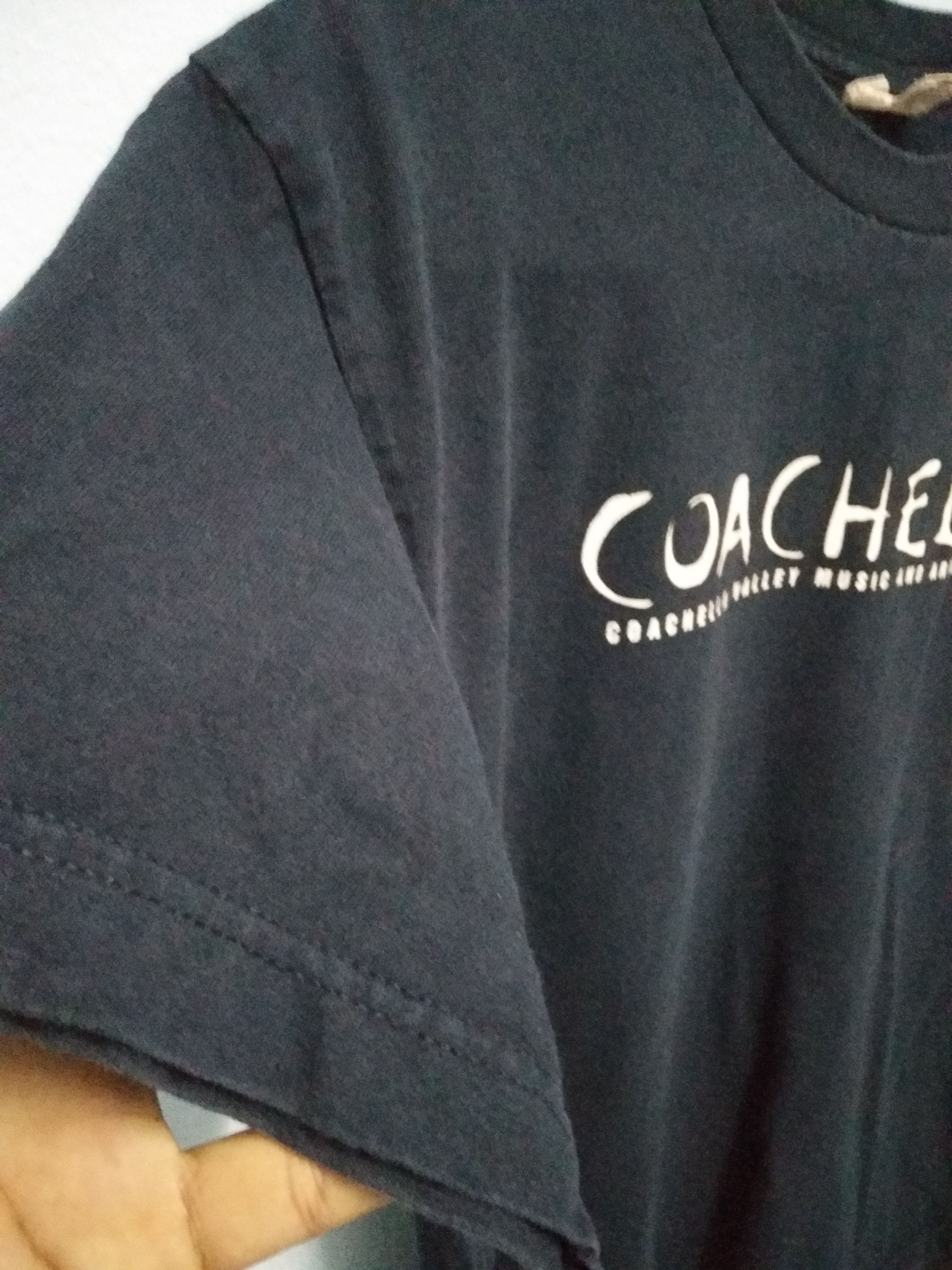 Band Tees RAre Coachella Valley Art and Music Festival Band Tshit Size US M / EU 48-50 / 2 - 6 Thumbnail