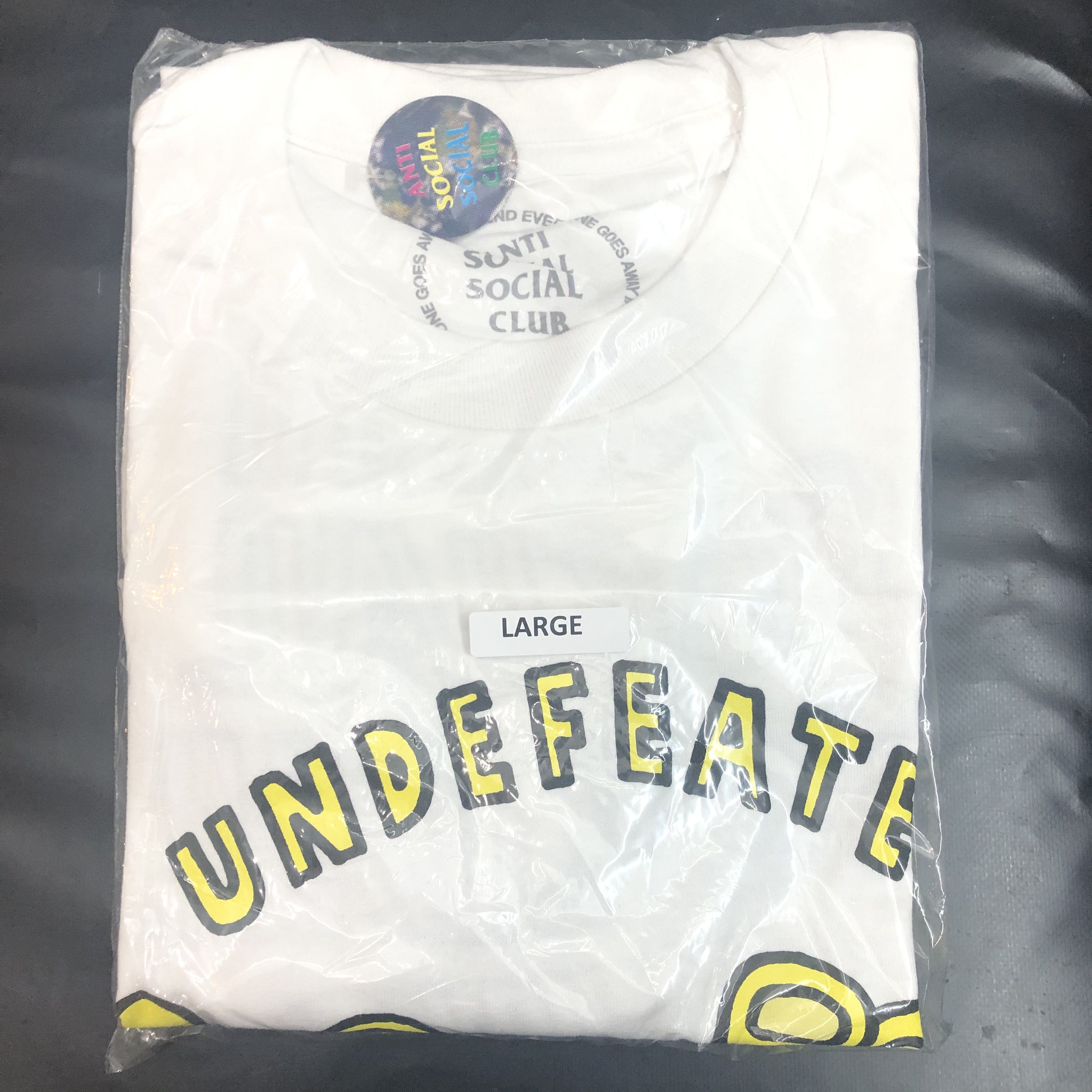 DS FW20 Undefeated x ASSC White Tee Supreme Bape Kith CPFM