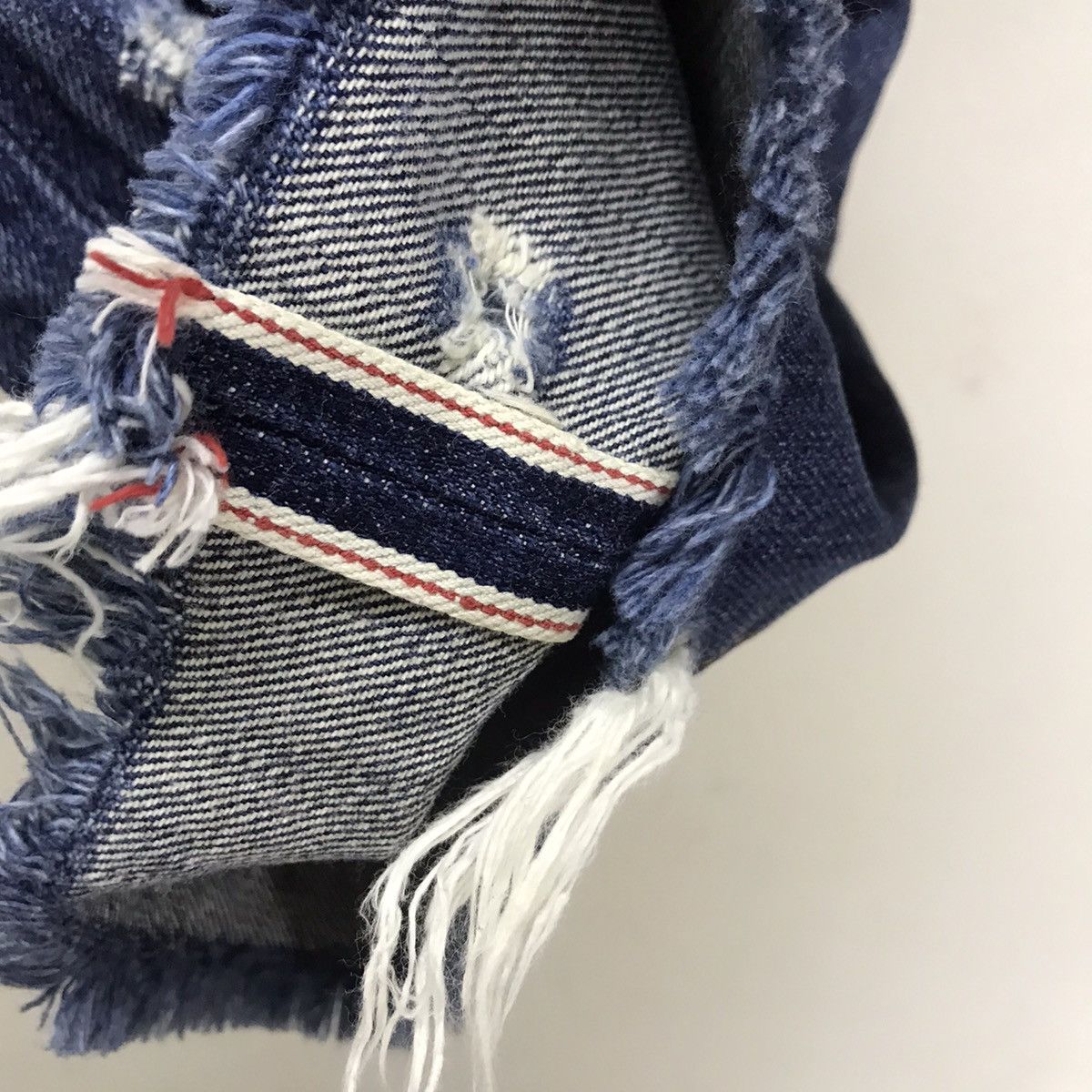 GOA GOA Distressed Denim Cropped Jeans Size US 29 - 9 Thumbnail