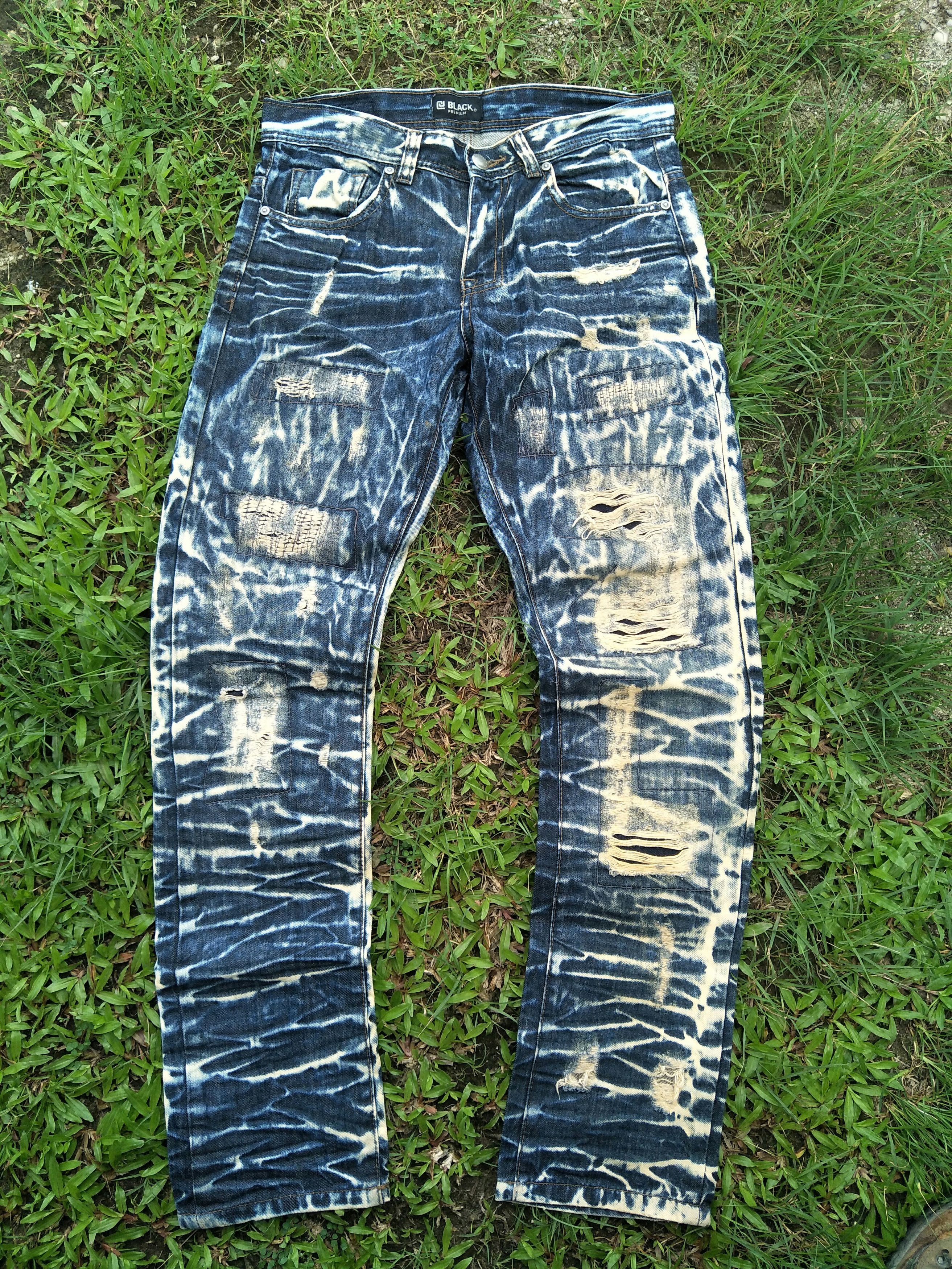 Black Premium Brand Distressed Stonewash Travis Vibes