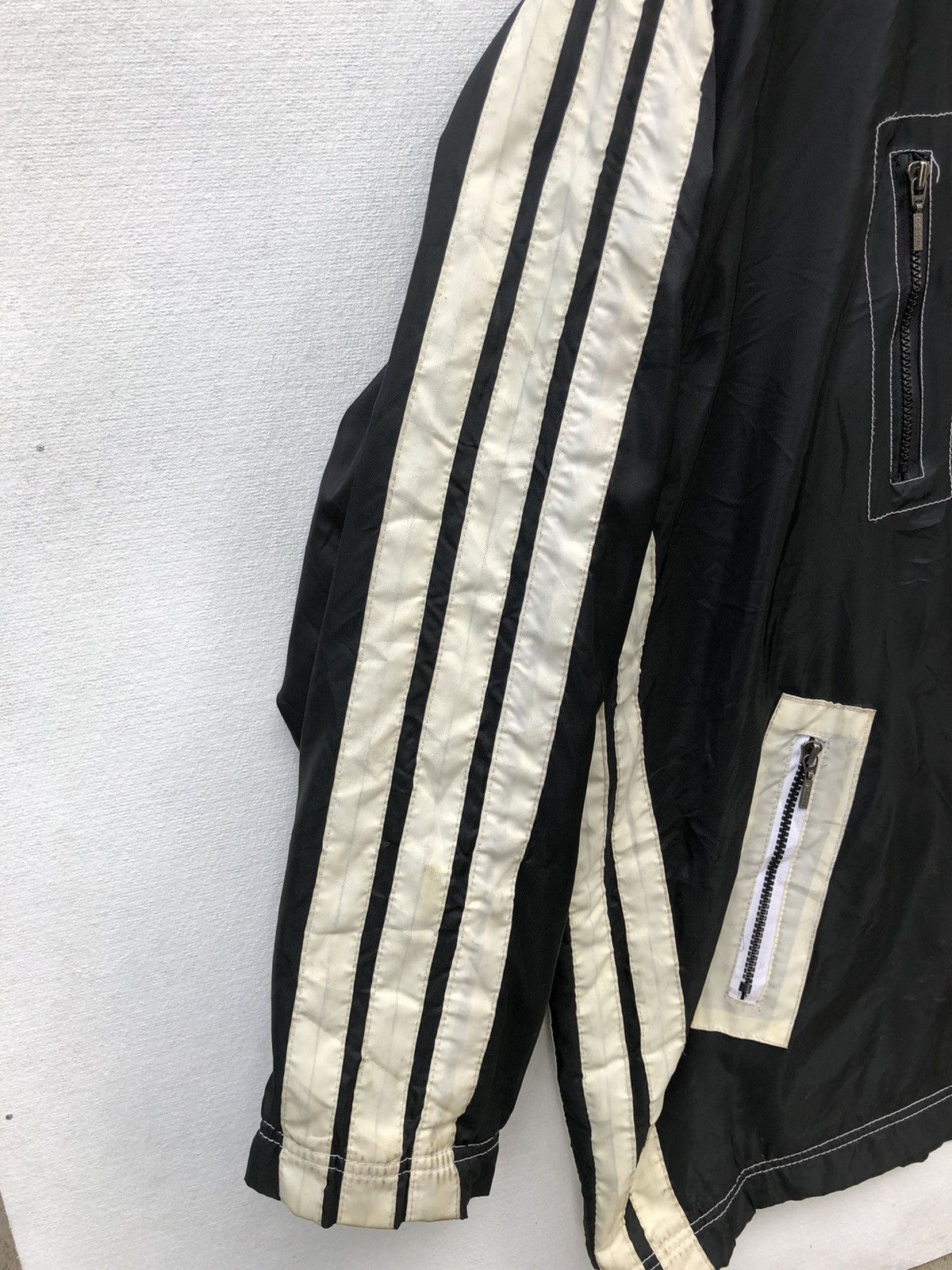 Adidas × Vintage Vintage Adidas Big Logo Windbreaker Jacket Size US L / EU 52-54 / 3 - 7 Thumbnail