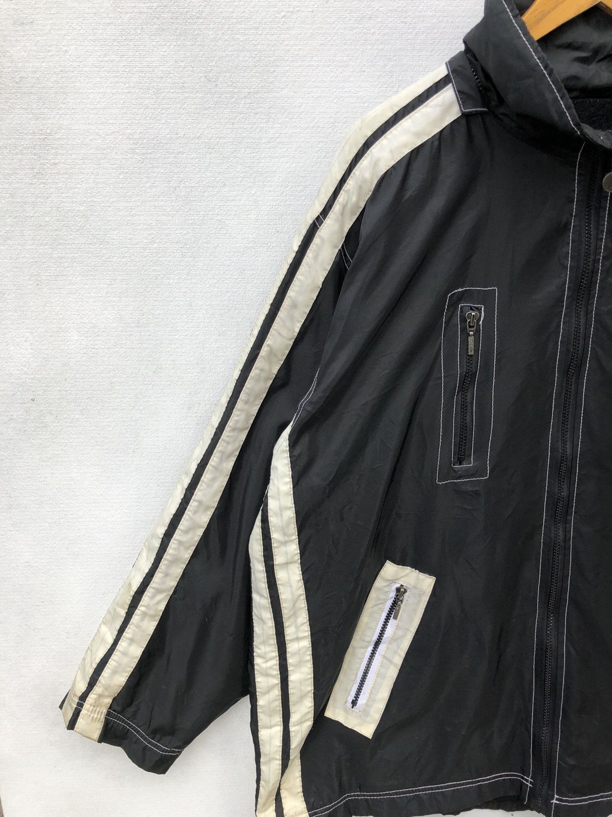 Adidas × Vintage Vintage Adidas Big Logo Windbreaker Jacket Size US L / EU 52-54 / 3 - 6 Thumbnail