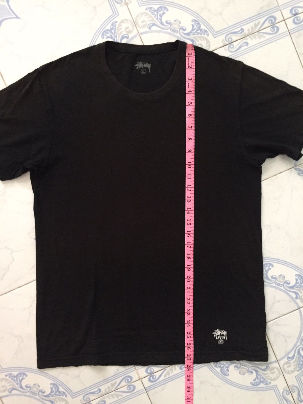 Stussy Stussy Livin’ Tee MADE IN JAPAN Size US L / EU 52-54 / 3 - 15 Thumbnail